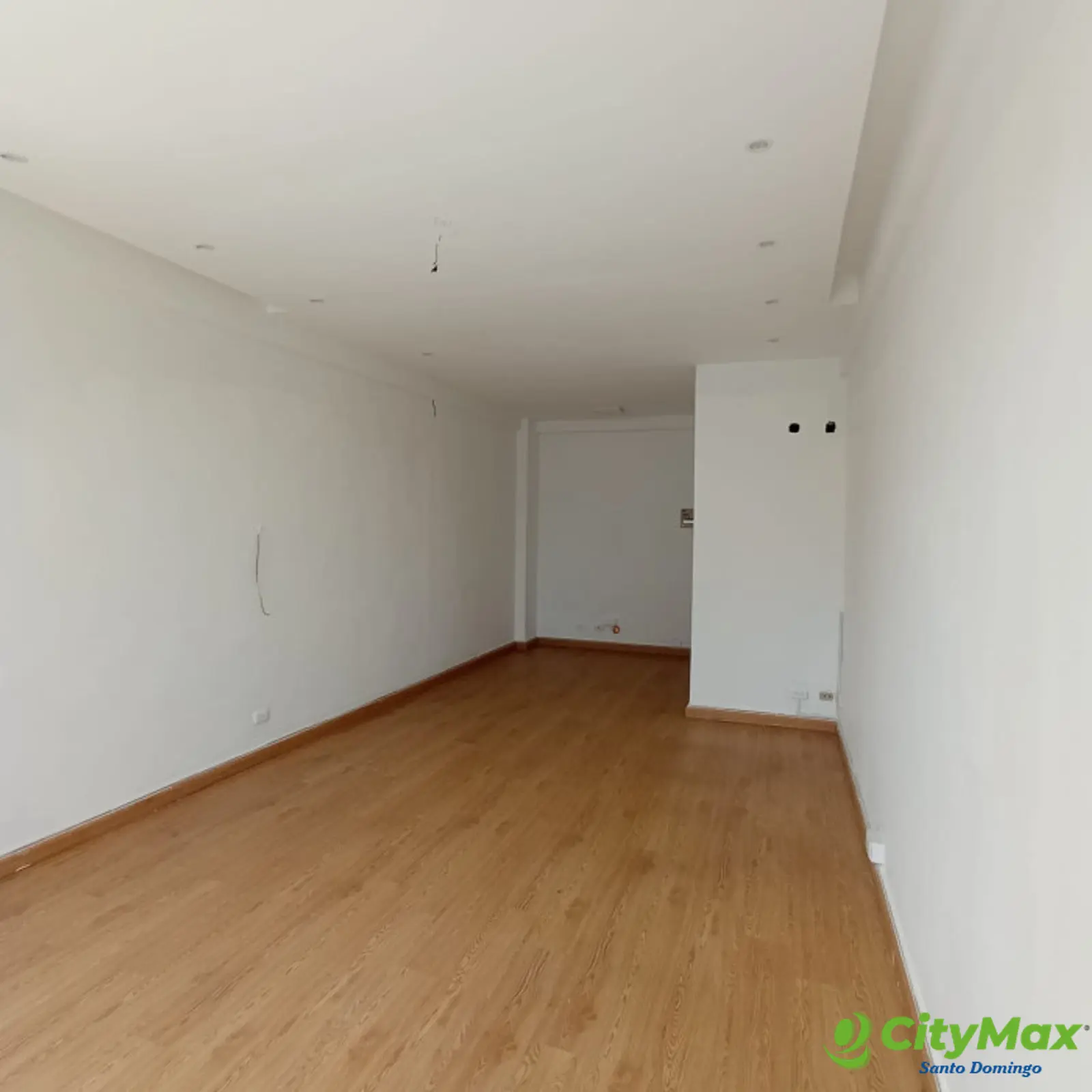 Local Comercial en Alquiler en el Julieta 2do nivel - foto 6