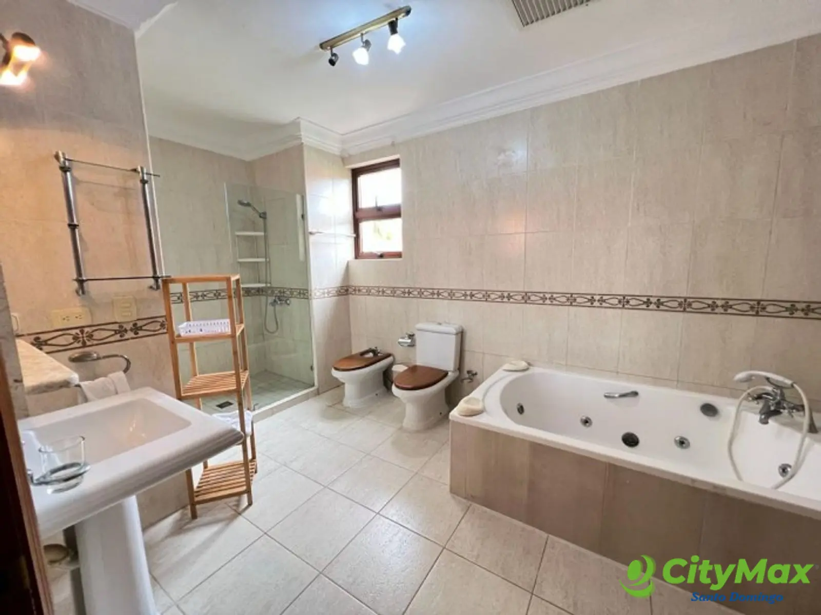 Villa amueblada en alquiler y venta  en Juan Dolio  - foto 25