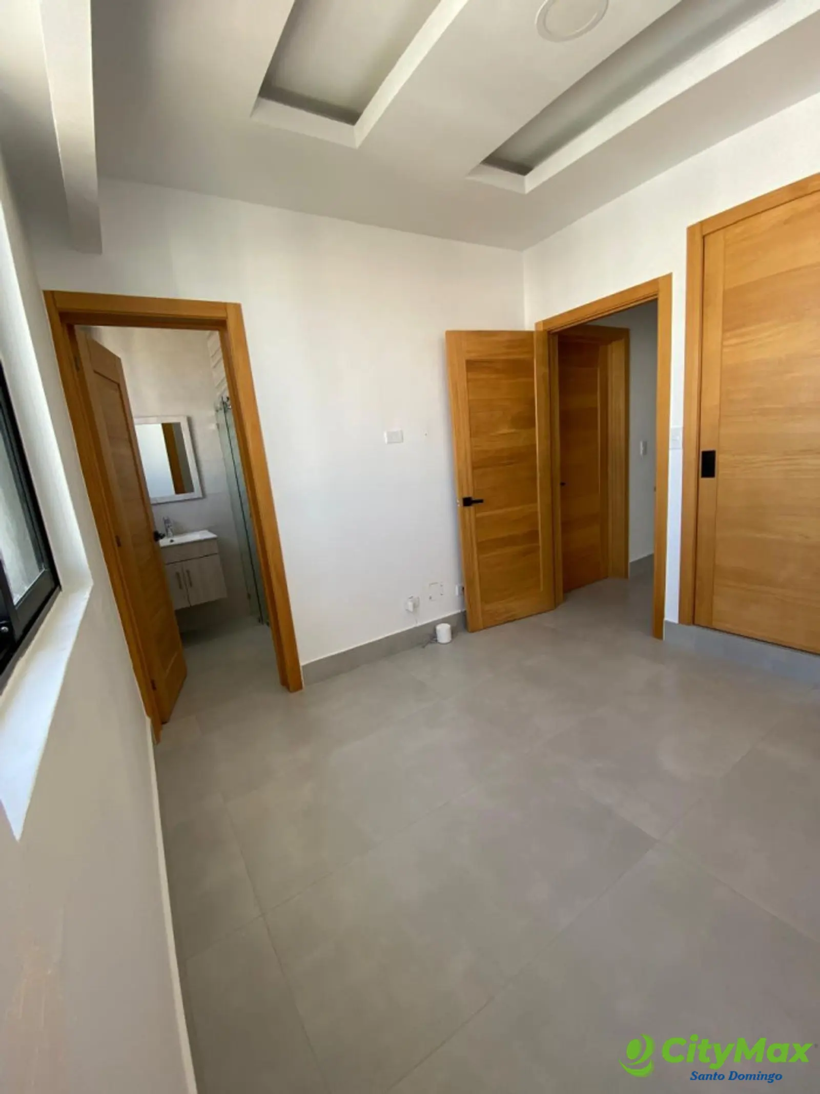 Penthouse Nuevo Amueblado en Venta en Evaristo Morales - foto 8