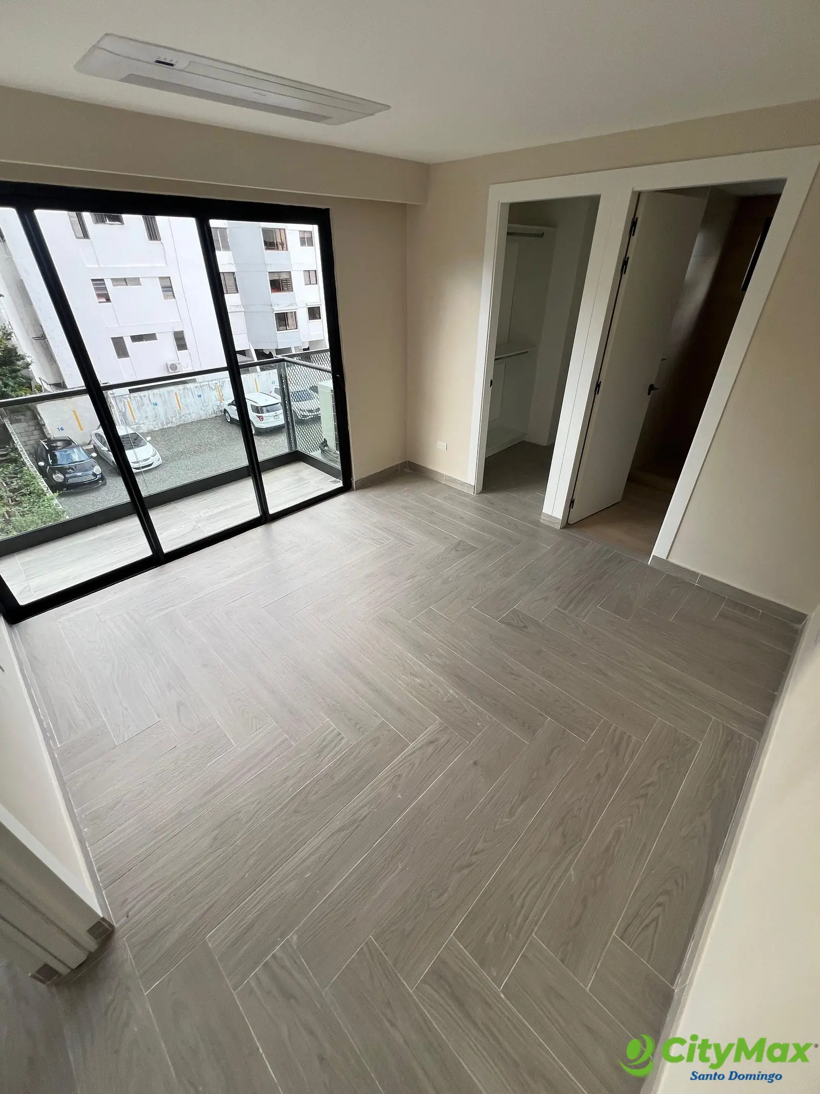 Apartamento con Linea Blanca en alquiler y Venta Naco - foto 2