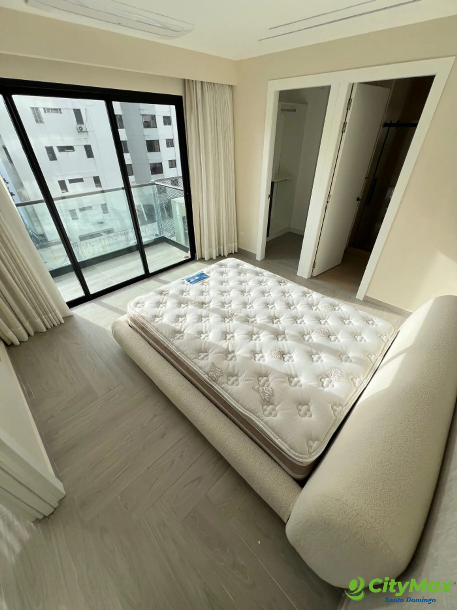 Apartamento en Alquiler y Venta en Naco  - foto 7