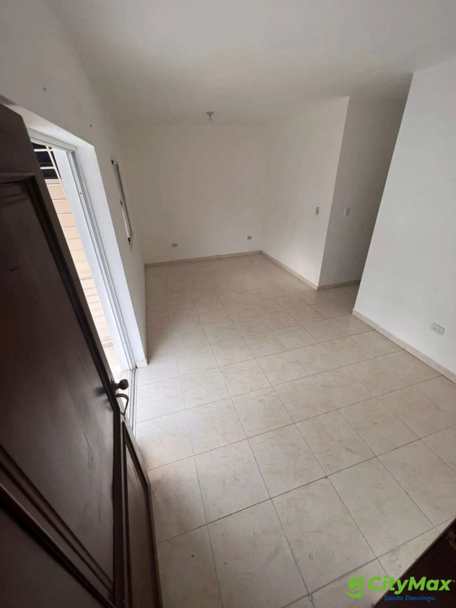 Vendo apartamento de 3 habitaciones en San Isidro - foto 3