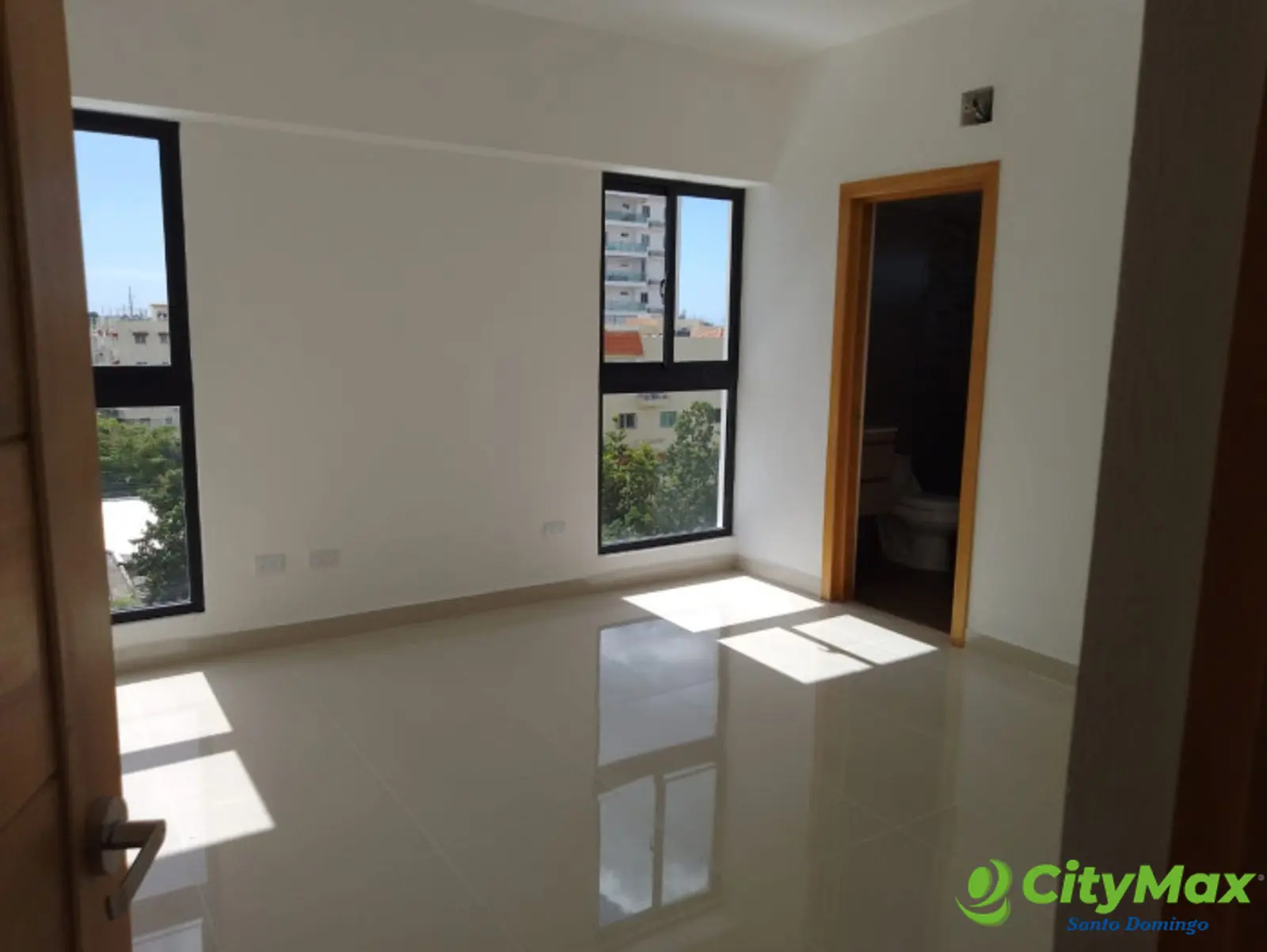 Apartamento en venta en Torre Alma Rosa I Nuevo y Listo - foto 2