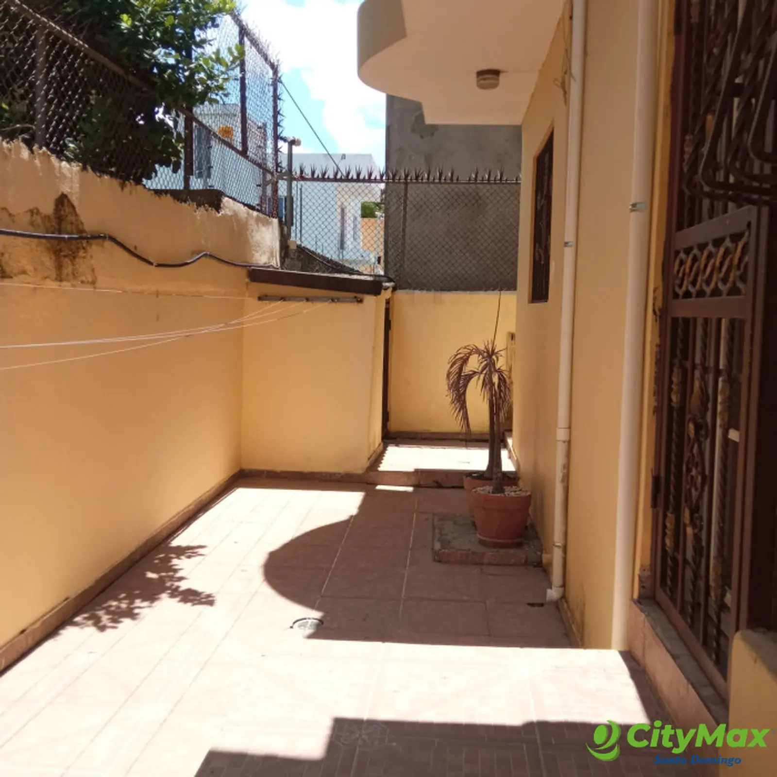 Casa en venta de 3 niveles en la Zona Oriental, S.D.E. - foto 28