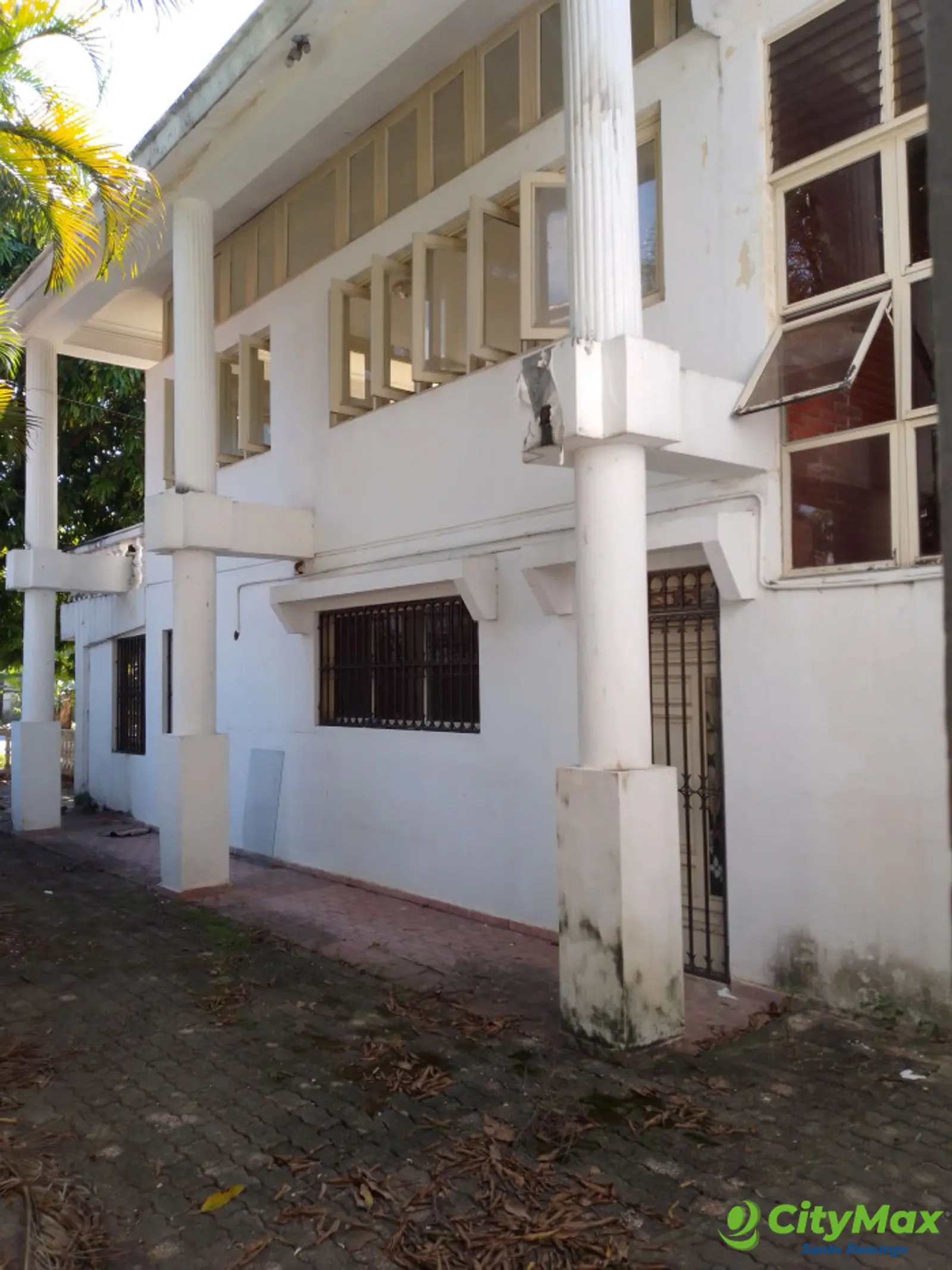 Terreno en venta en zona residencial de los Cacicazgos - foto 8