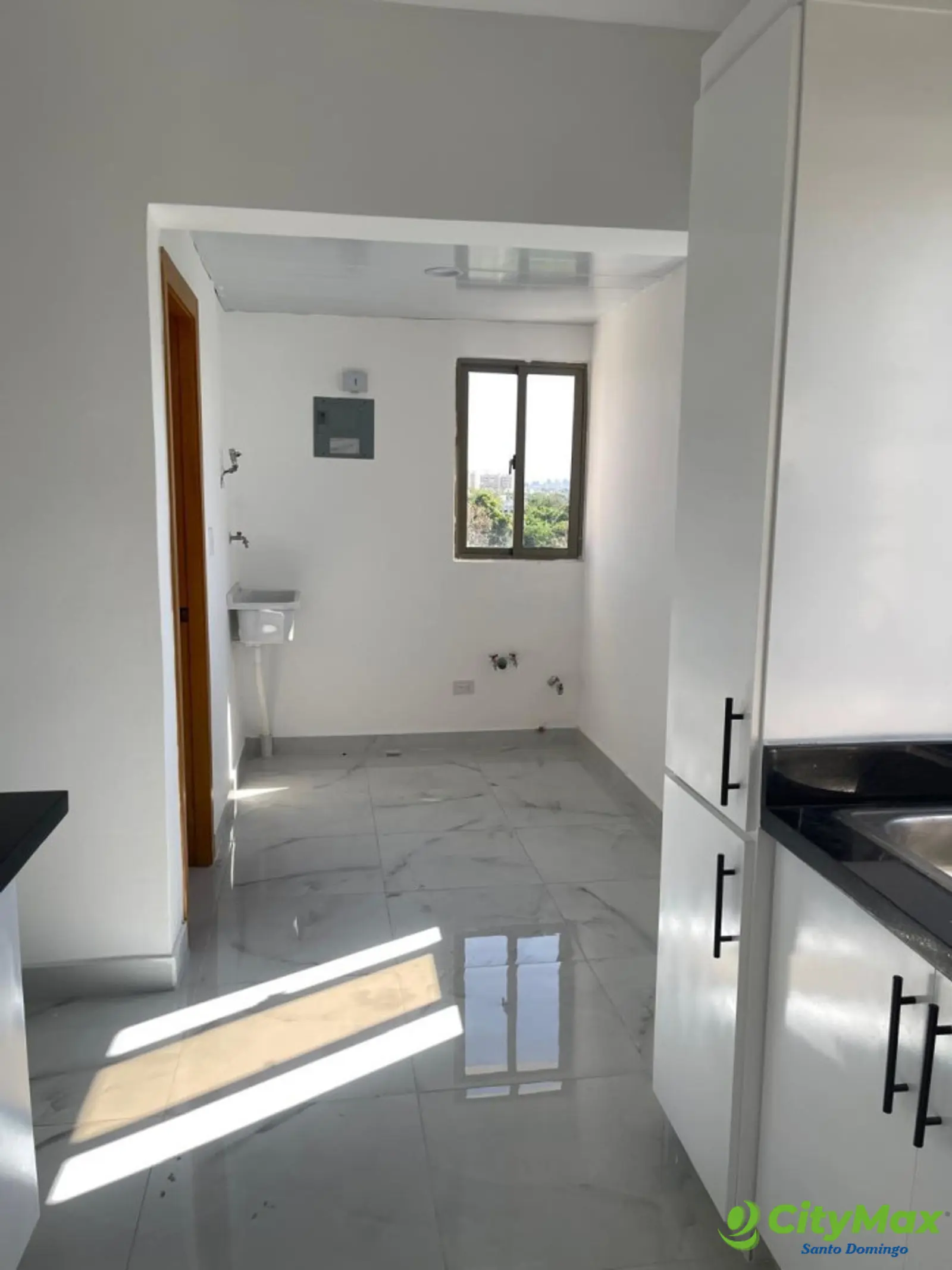 Apartamento en Venta en la Jacobo Majluta  - foto 6