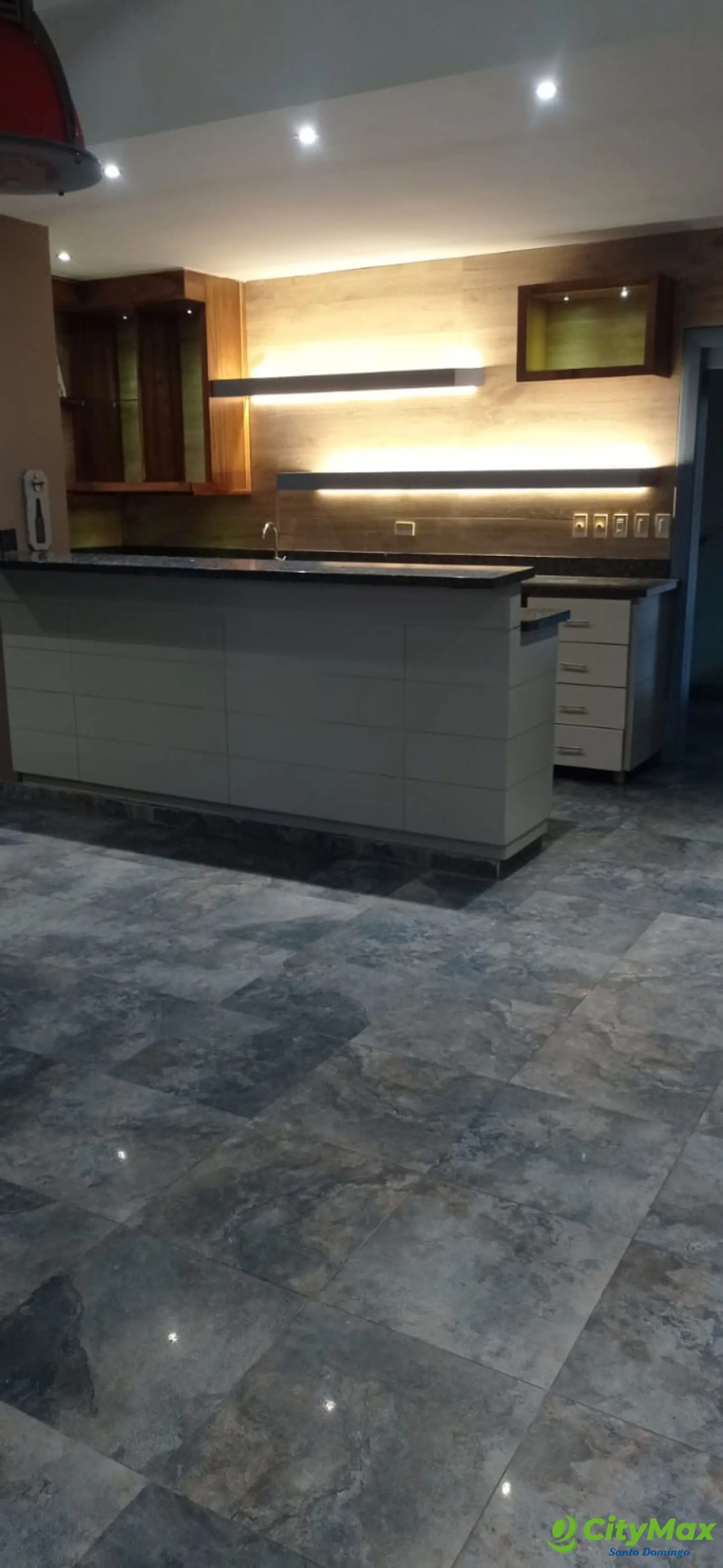 Penthouse en venta de 3 habitaciones en Bella Vista - foto 4