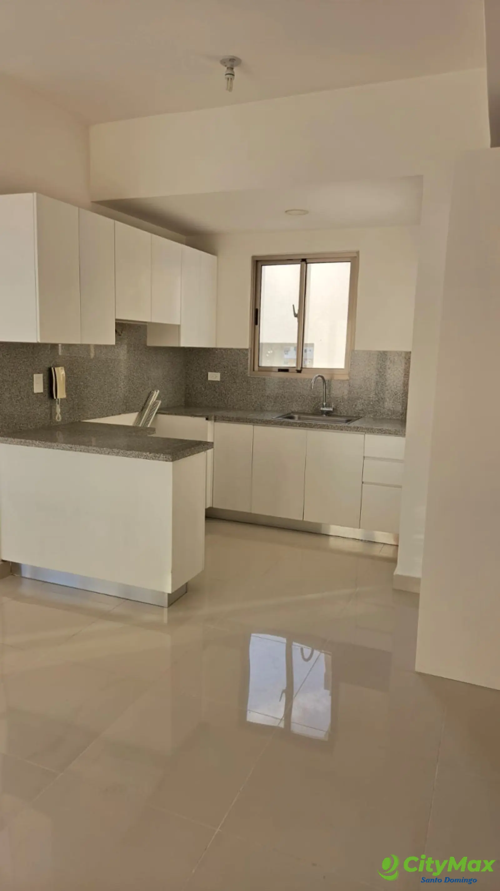 Apartamento en alquiler en La Julia de 2 habitación - foto 2