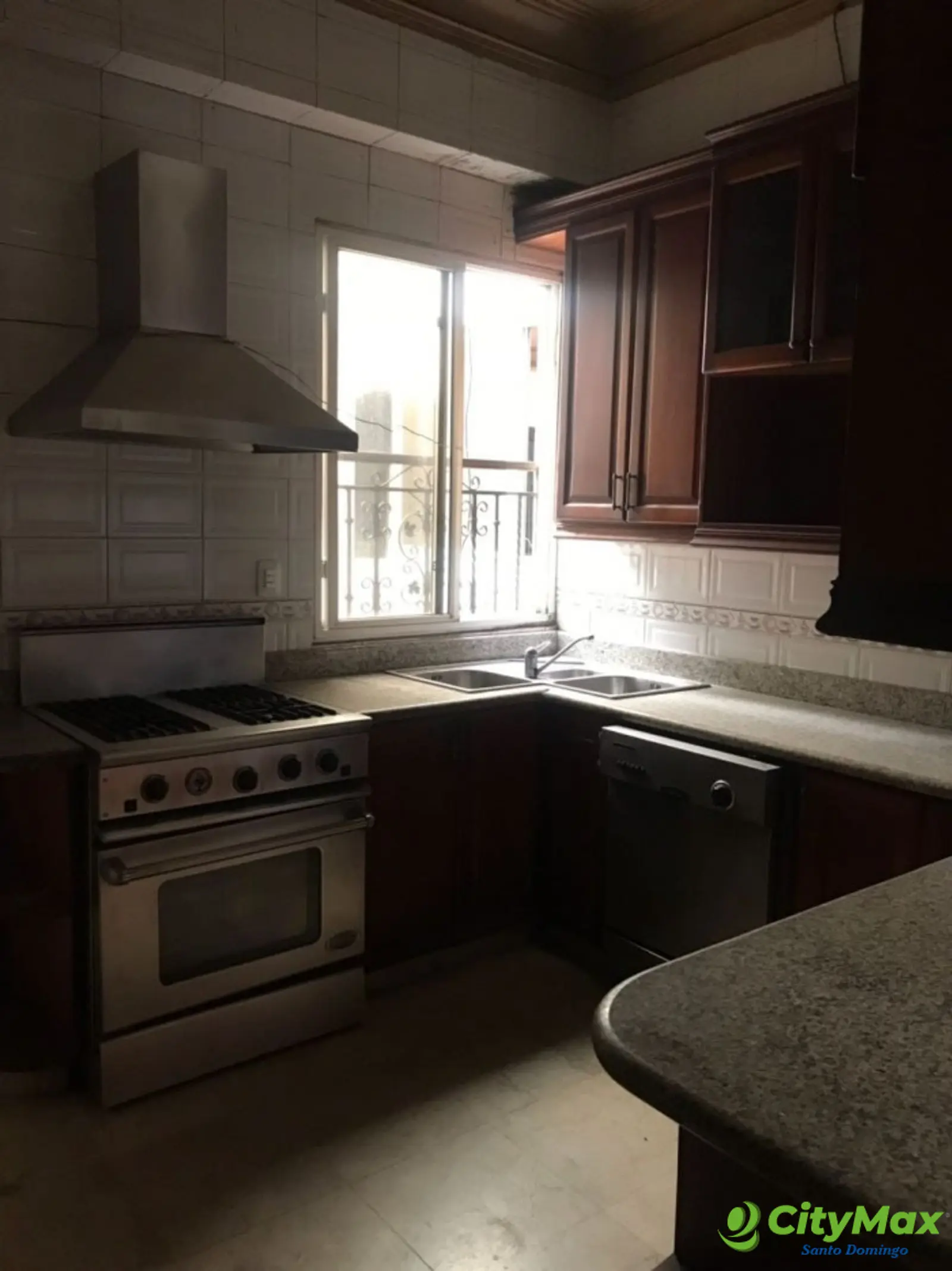 PENT-HOUSE EN VENTA EN LA AVENIDA ANACAONA SANTO DOMINGO REPUBLICA DOMINICANA - foto 15