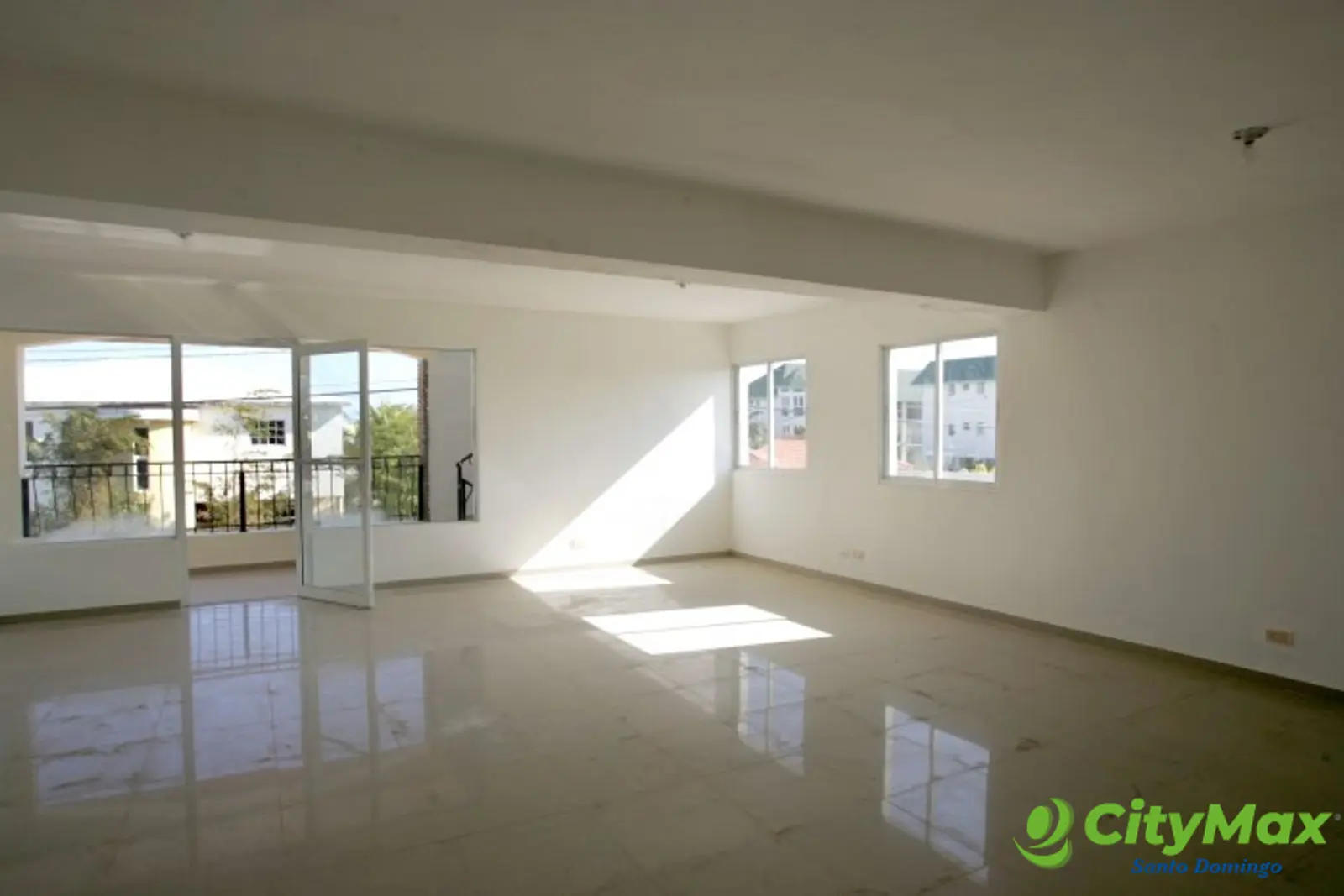 Vendo Plaza Comercial Para inversión en Bávaro - foto 8
