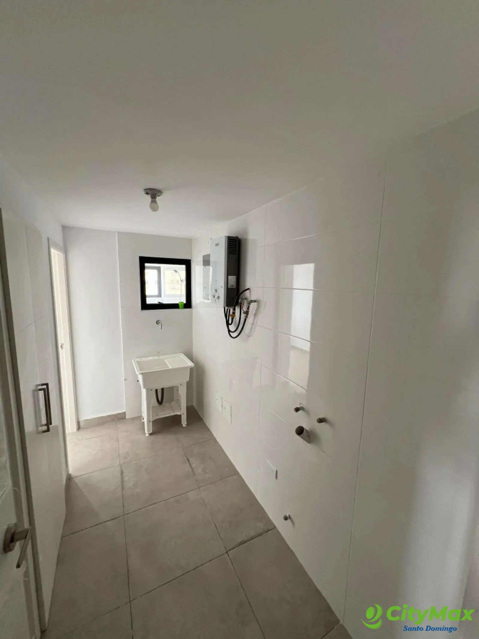 Apartamento en Venta Torre de Lujo Ensanche Naco 2 hab - foto 5