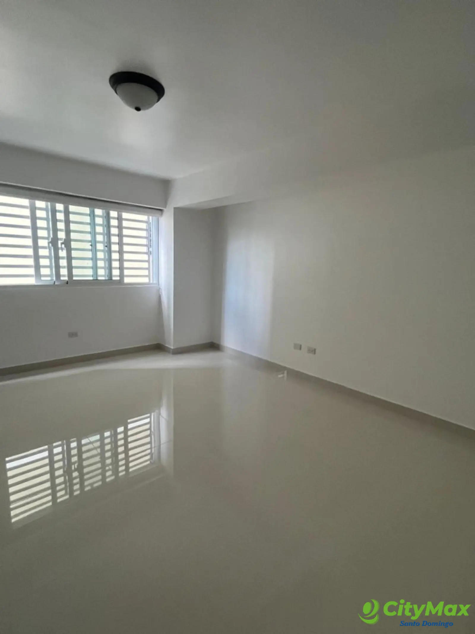 Apartamento en Venta en la Zona Universitaria - foto 4