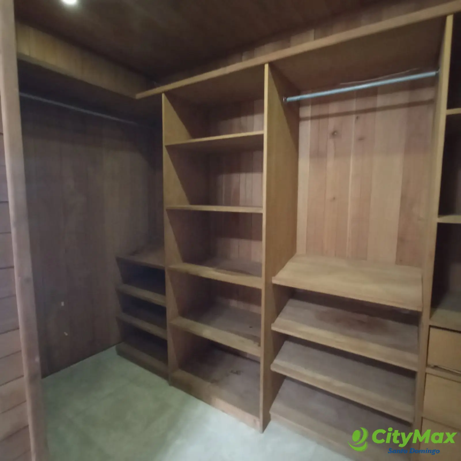 Casa en venta de 3 niveles en la Zona Oriental, S.D.E. - foto 25
