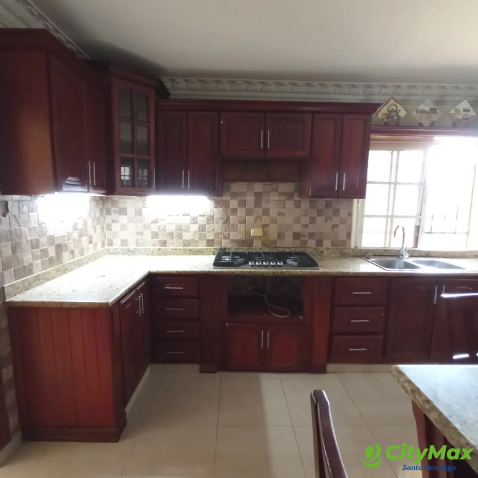 Casa en venta de 3 niveles en la Zona Oriental, S.D.E. - foto 14