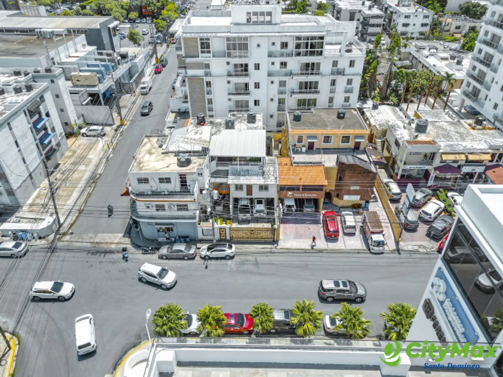Edificio Comercial en Venta en Ensanche Julieta - foto 4