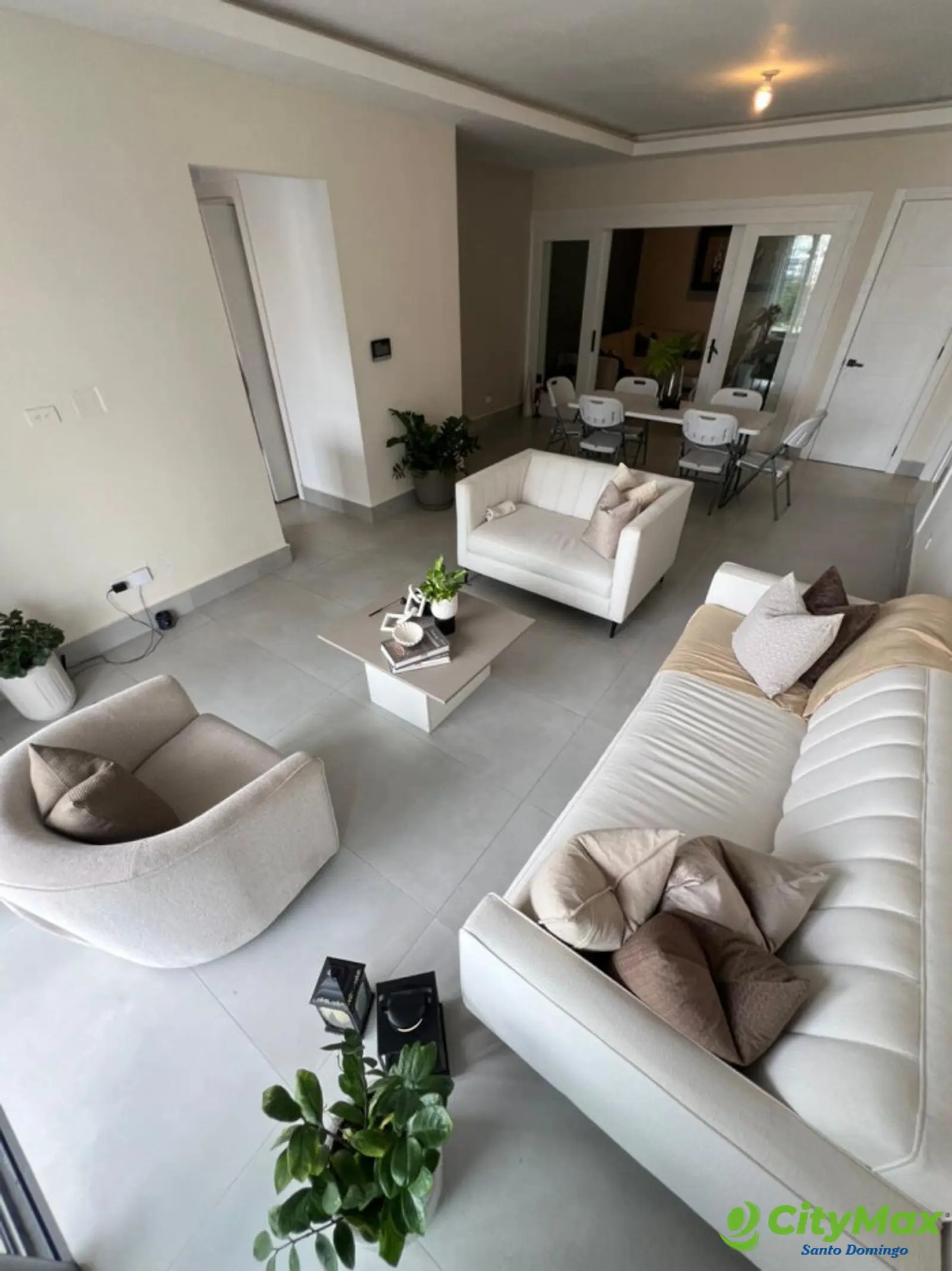 Apartamento en Venta en Evaristo Morales, Santo Domingo - foto 8
