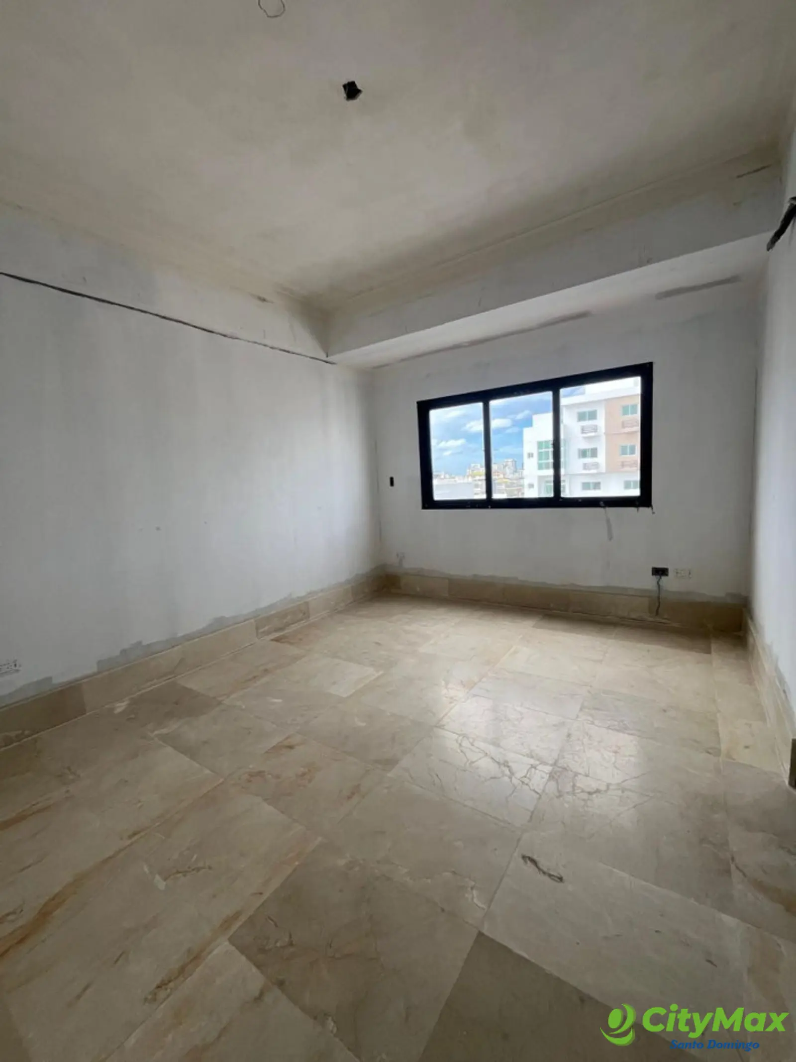 Penthouse en Venta en Renacimiento de 2 Habitaciones - foto 18