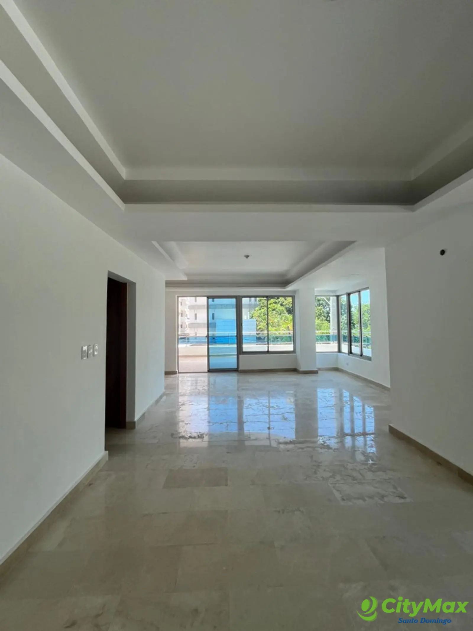 Apartamento con terraza privada en Venta en  Urb. Real - foto 6