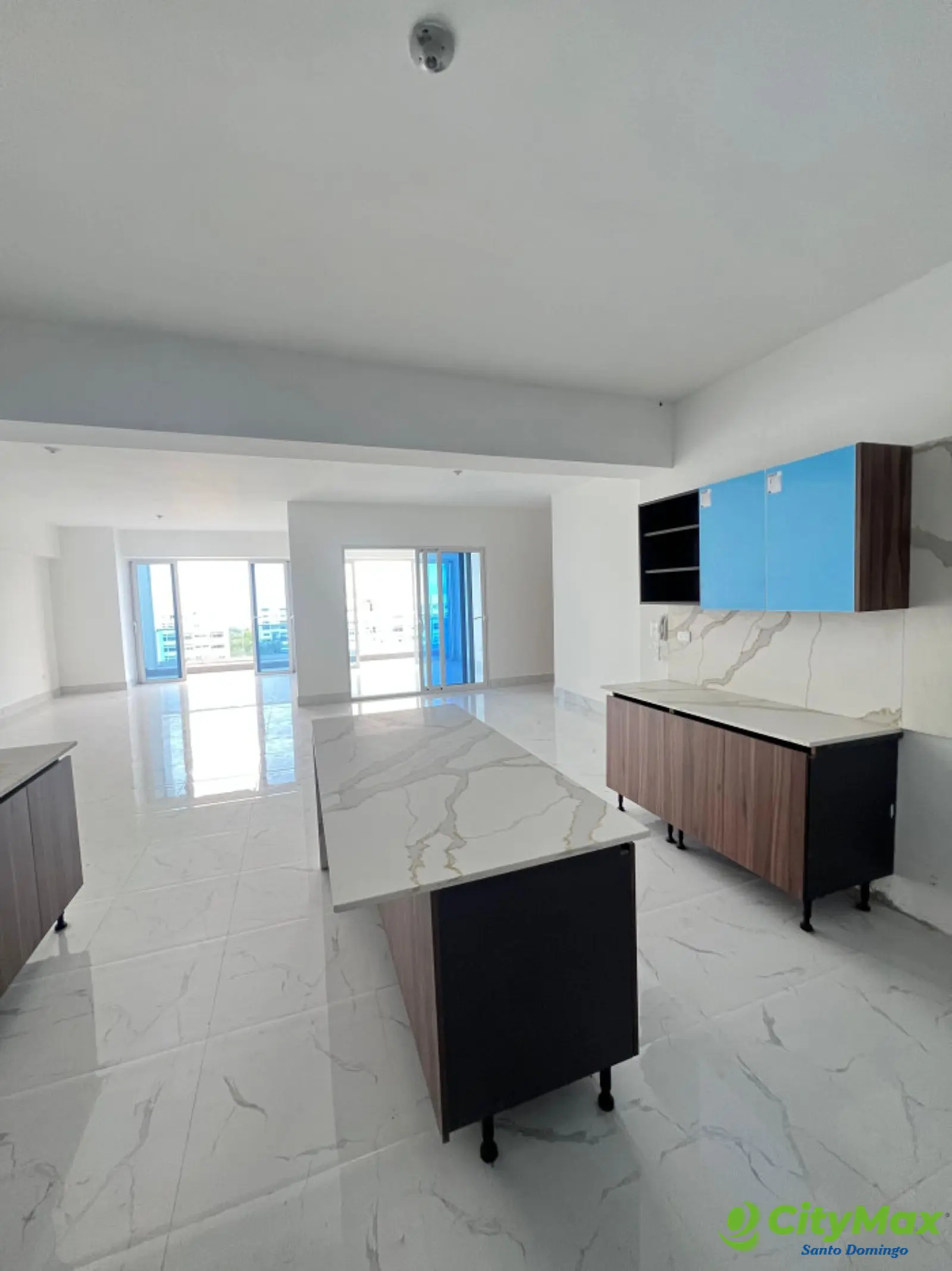 Apartamento en Venta en Bella Vista 3 parqueos - foto 7