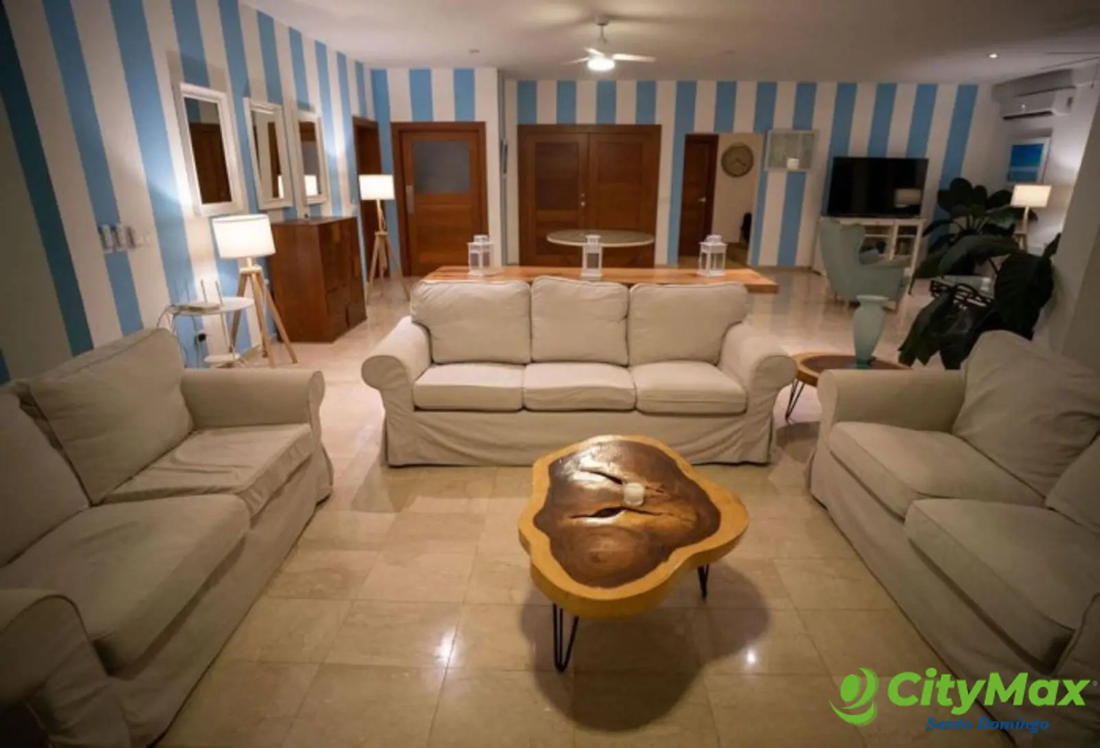 Villa en Venta en Primera Linea de Playa, Las Terrenas - foto 5