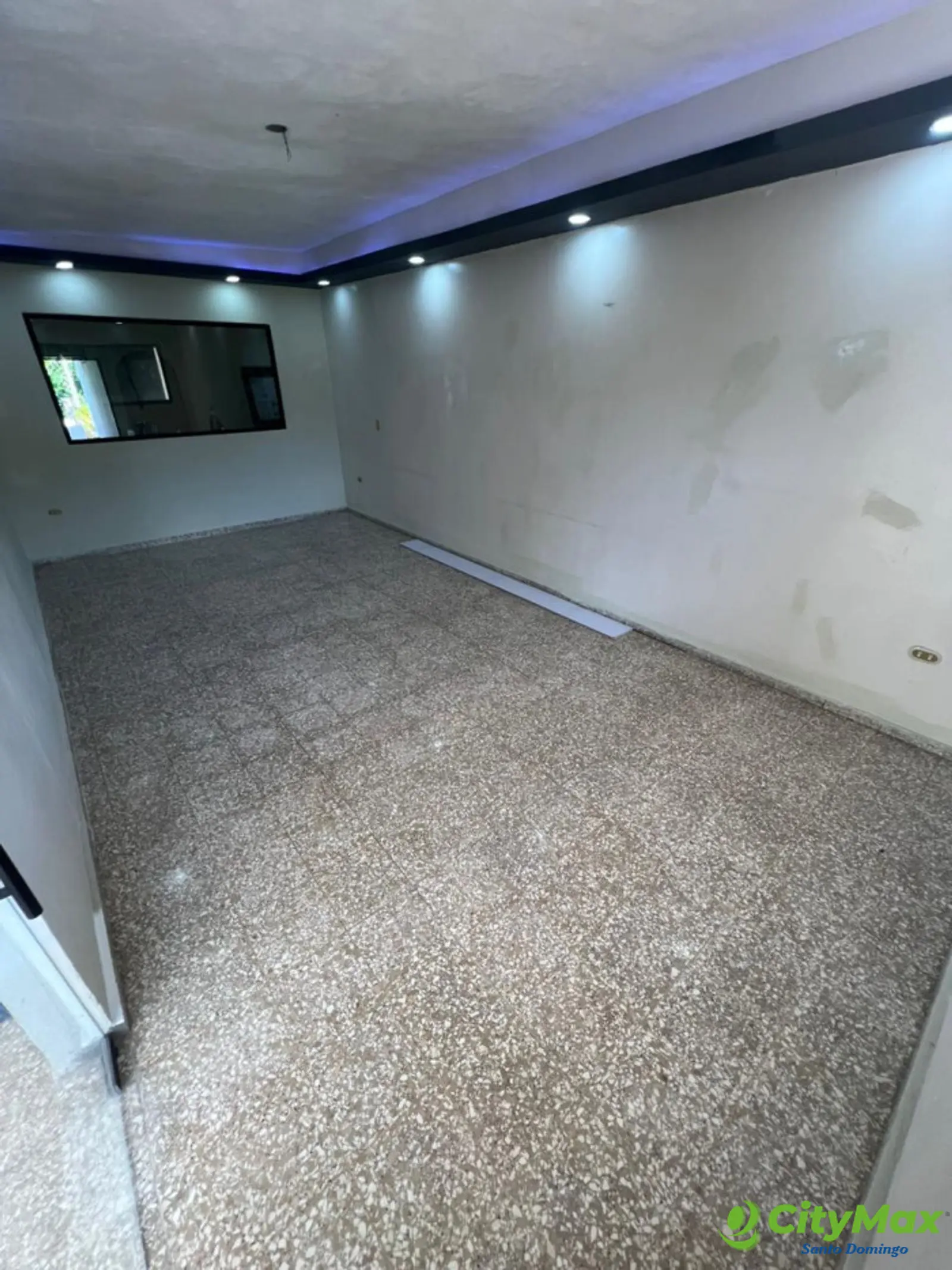 Local comercial en el Ensanche Claret - foto 14
