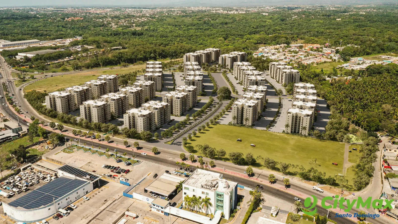 Apartamento en Venta en Torre en la Ave Jacobo Majluta - foto 2