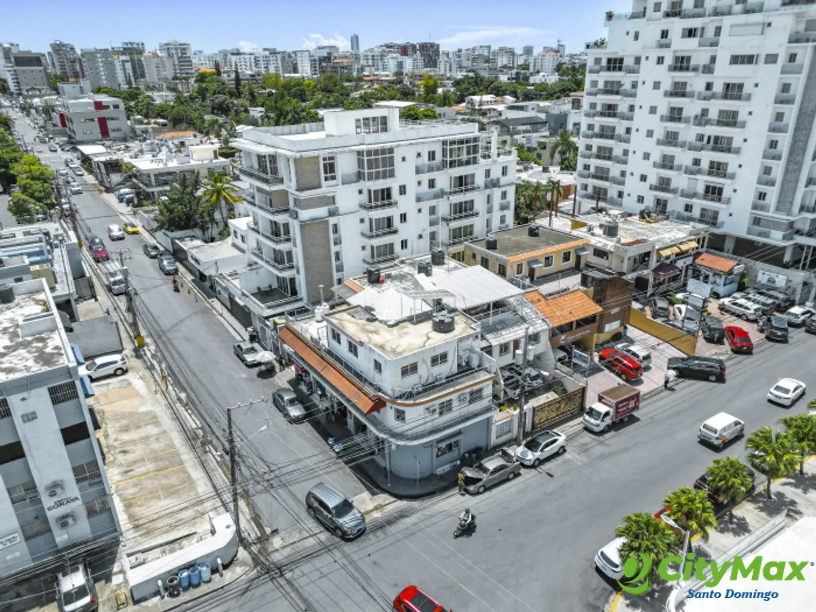 Edificio Comercial en Venta en Ensanche Julieta - foto 2