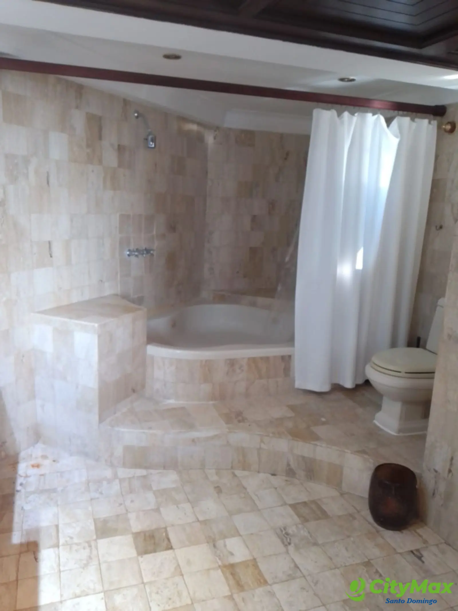 Apartamento en alquiler Amueblado en La Julia 283 mts.  - foto 12