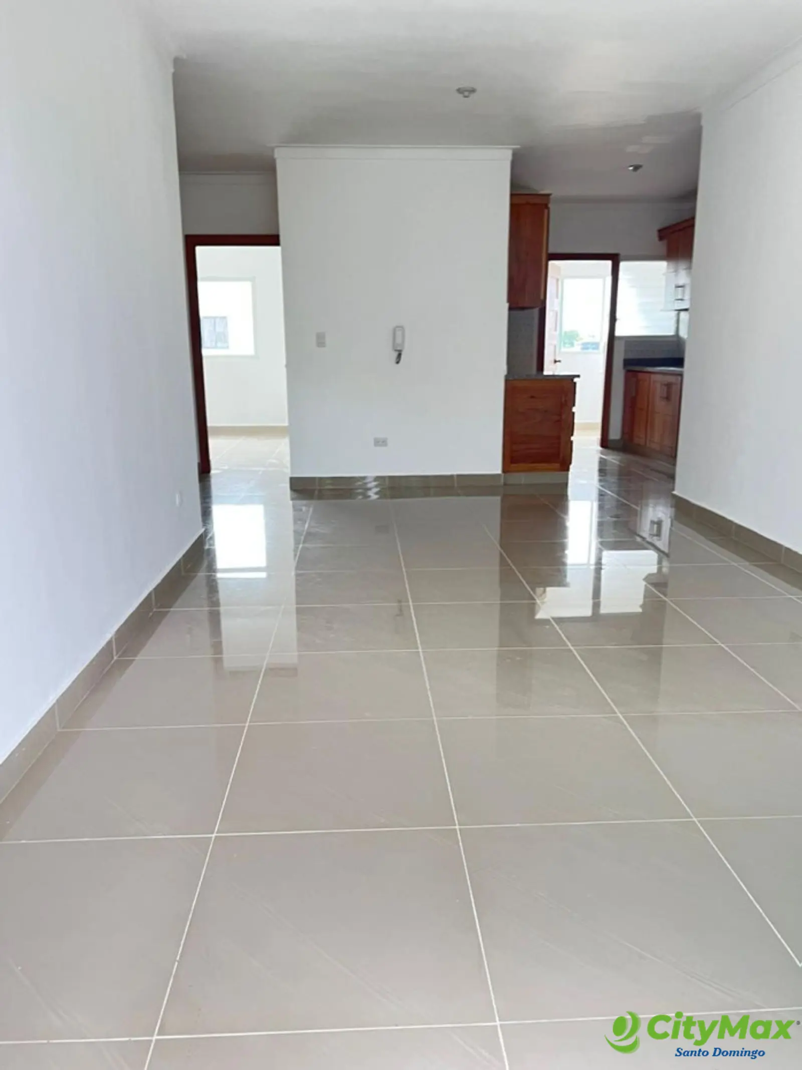 Apartamento en Venta de 3 Hab. Santo Domingo Este. - foto 19