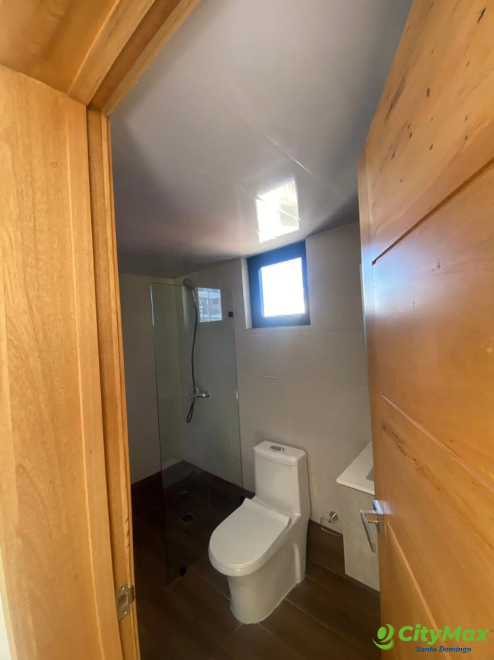 Apartamento en alquiler 1 hab mas estudio en el Naco - foto 9