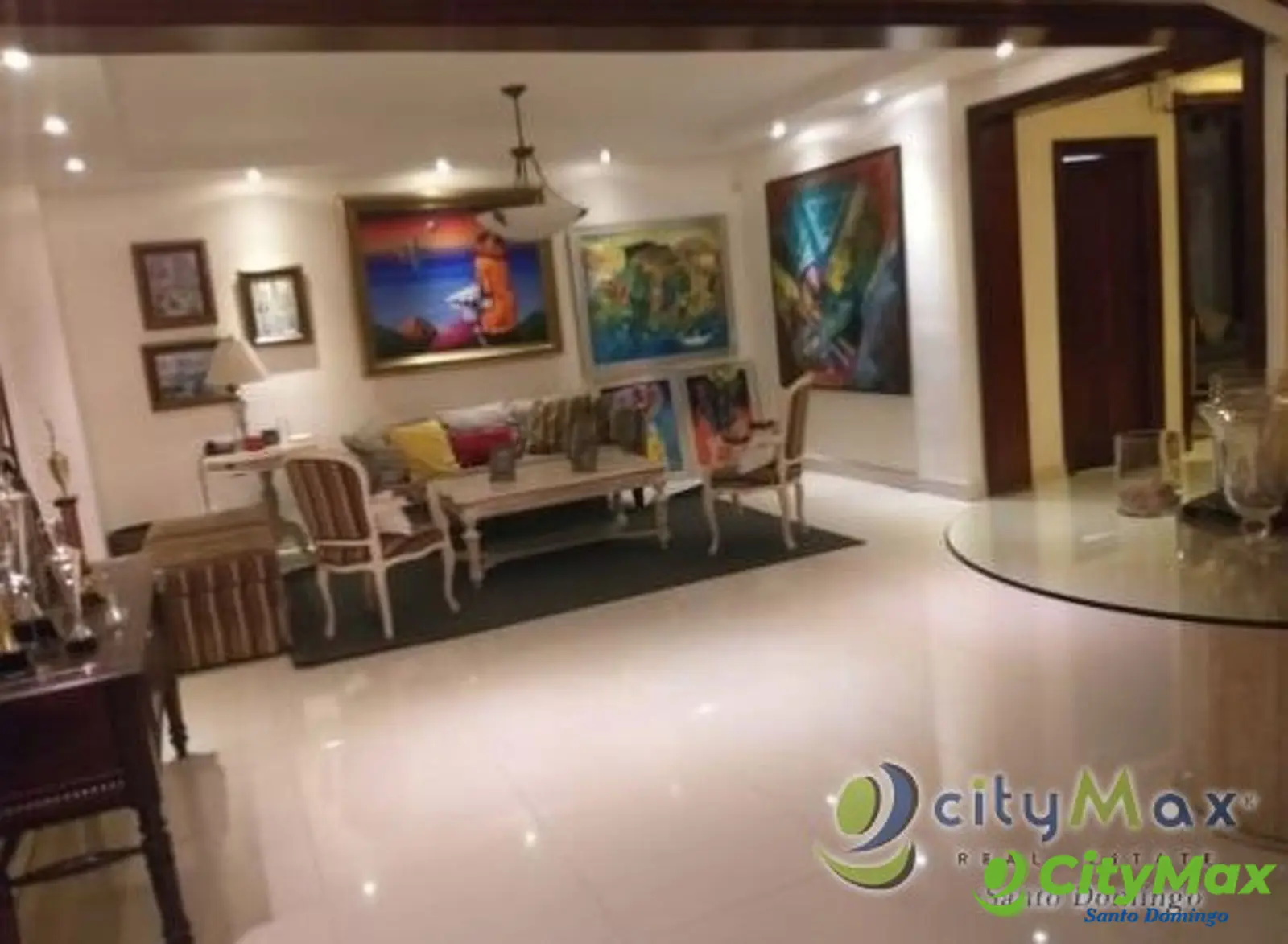 Casa de 3 Niveles en Venta en Laderas de Arroyo Hondo - foto 4