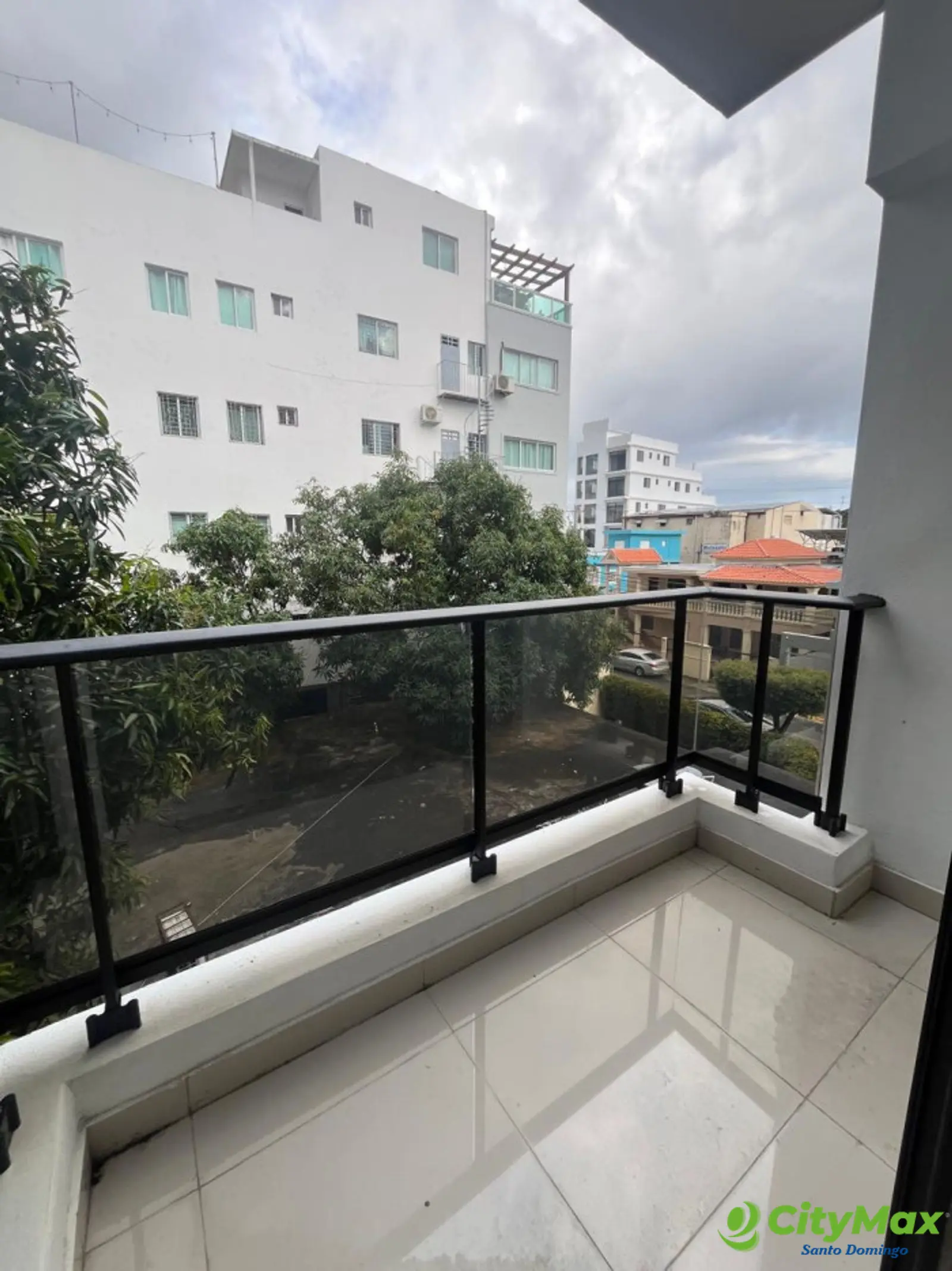 Vendo apartamento de 1 habitación los Jardines del Sur - foto 2