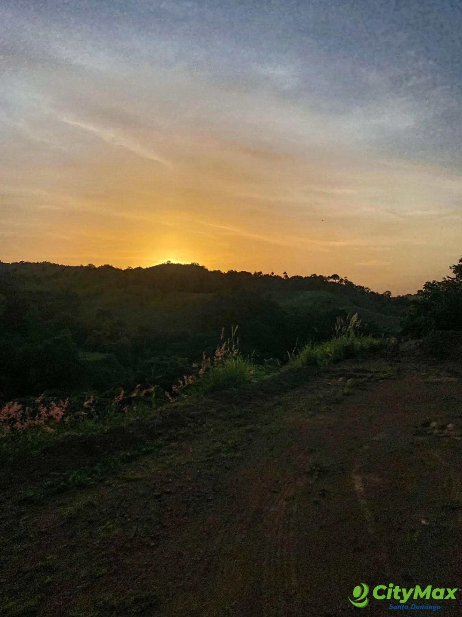 Solar en venta en proyecto cerrado en Jarabacoa - foto 4