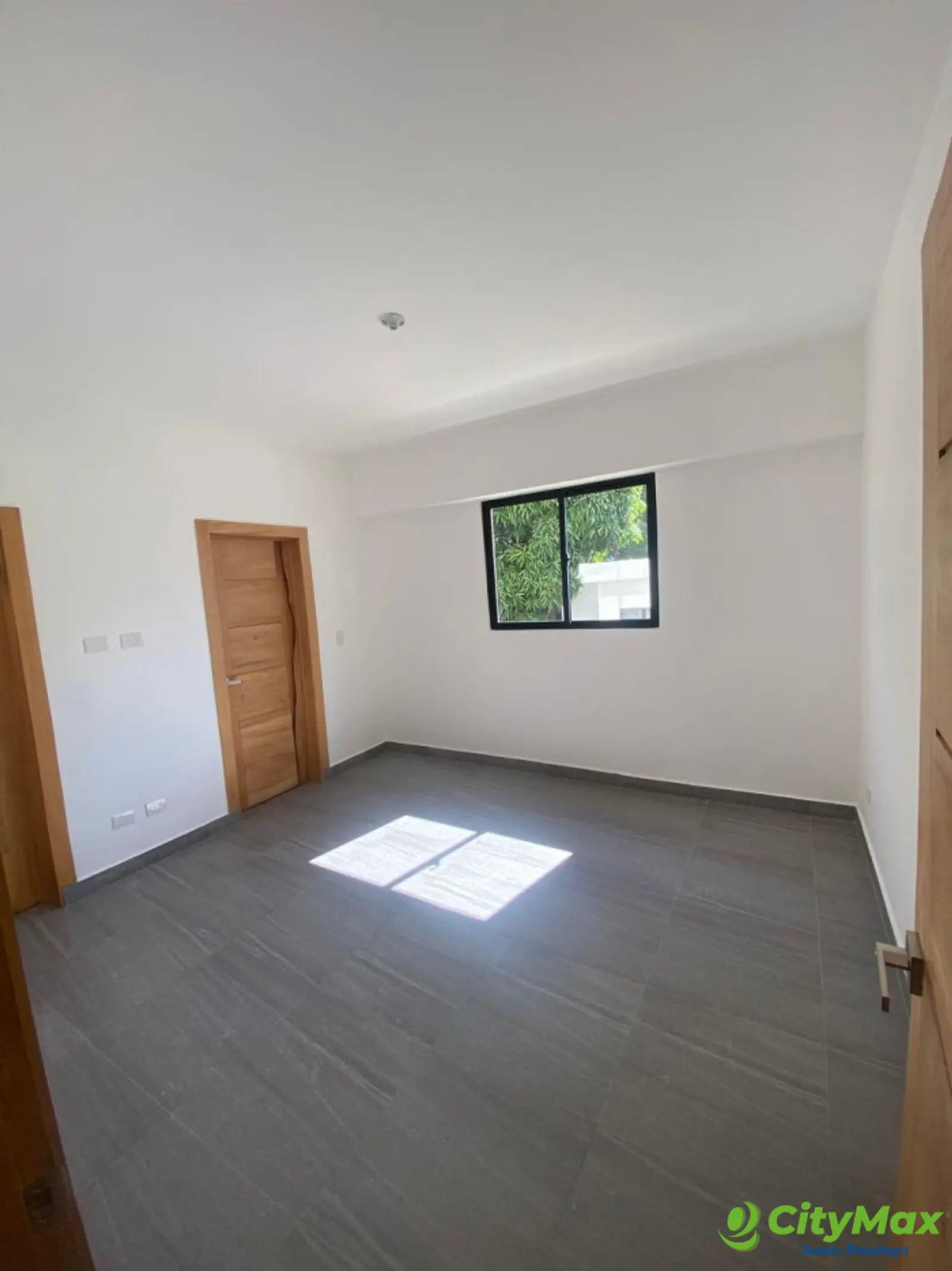 Apartamento en alquiler 1 hab mas estudio en el Naco - foto 3