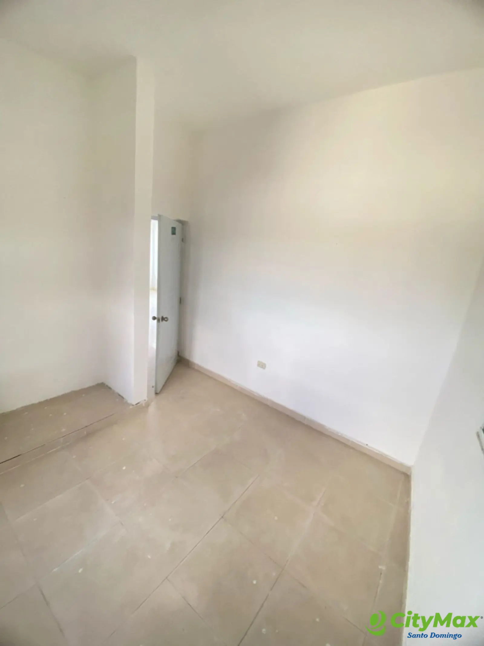 Apartamento en renta en la Marginal Las Americas - foto 6