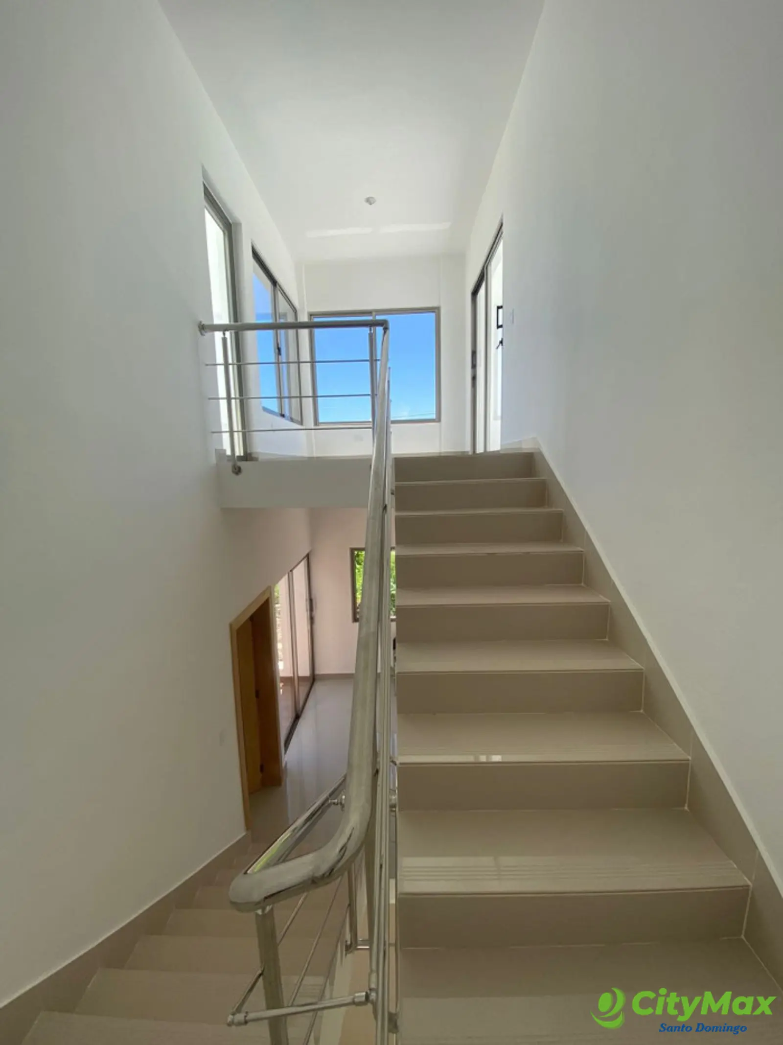 Casa en venta en Prado Oriental de 3 habitaciónes  - foto 5