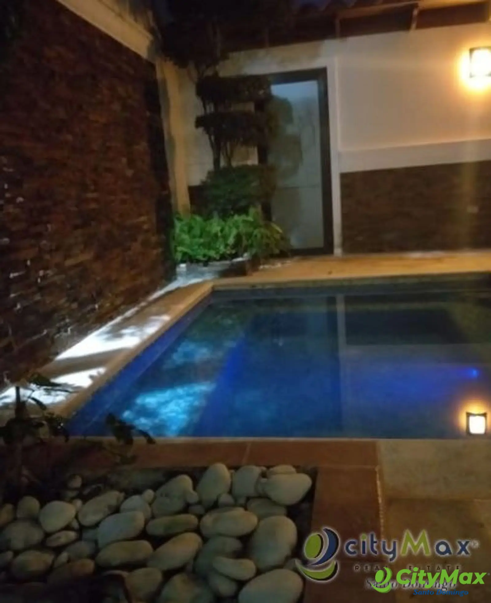 Casa de 3 Niveles en Venta en Laderas de Arroyo Hondo - foto 11
