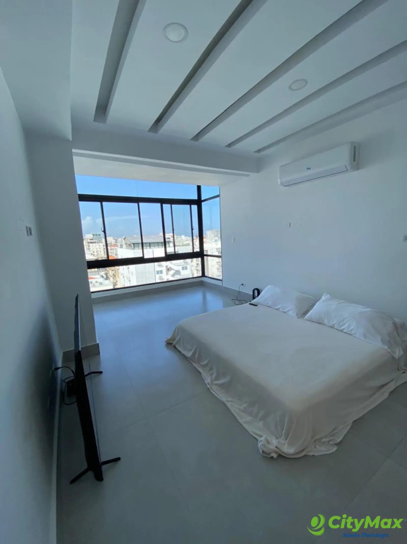 Penthouse Nuevo Amueblado en Venta en Evaristo Morales - foto 12