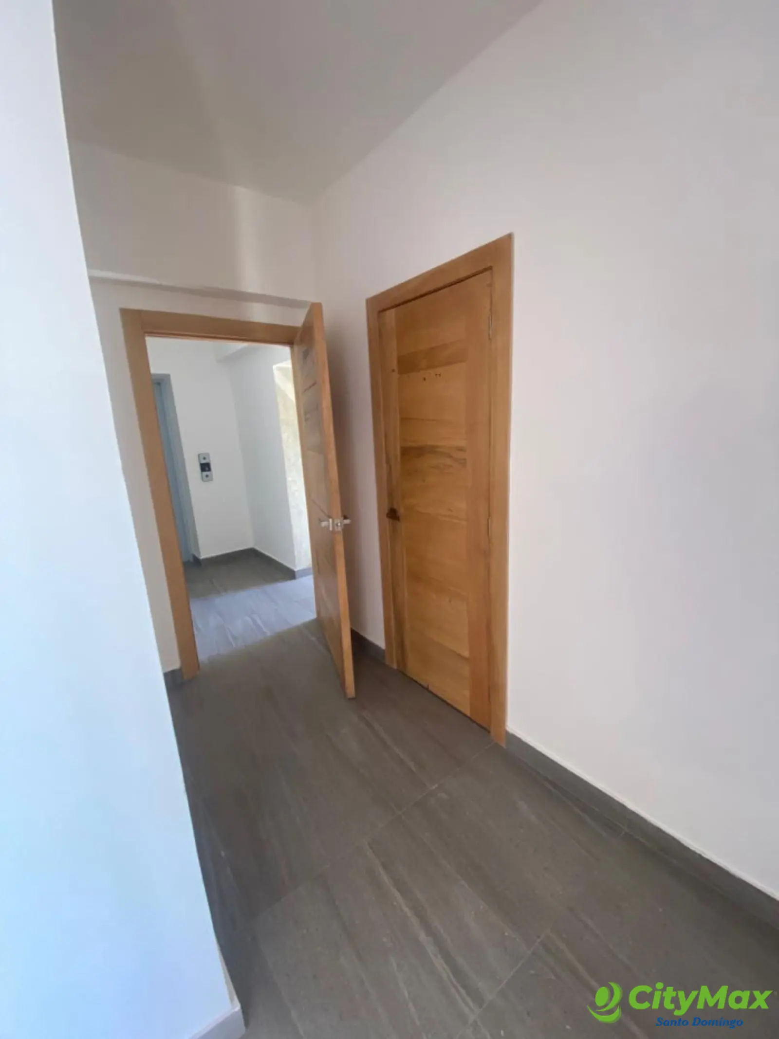 Apartamento en alquiler con terraza privada en el Naco - foto 7