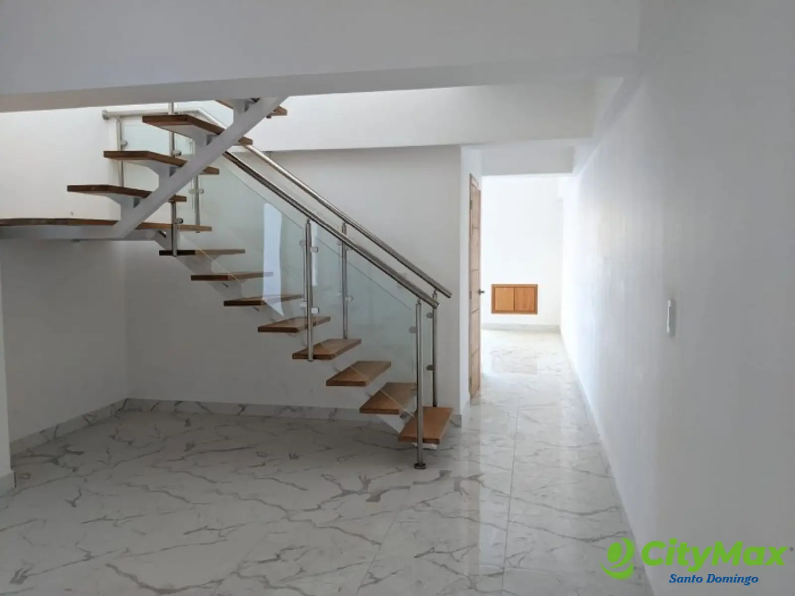  Vendo Lujoso PentHouse Listo en Alma Rosa 1ra. - foto 5