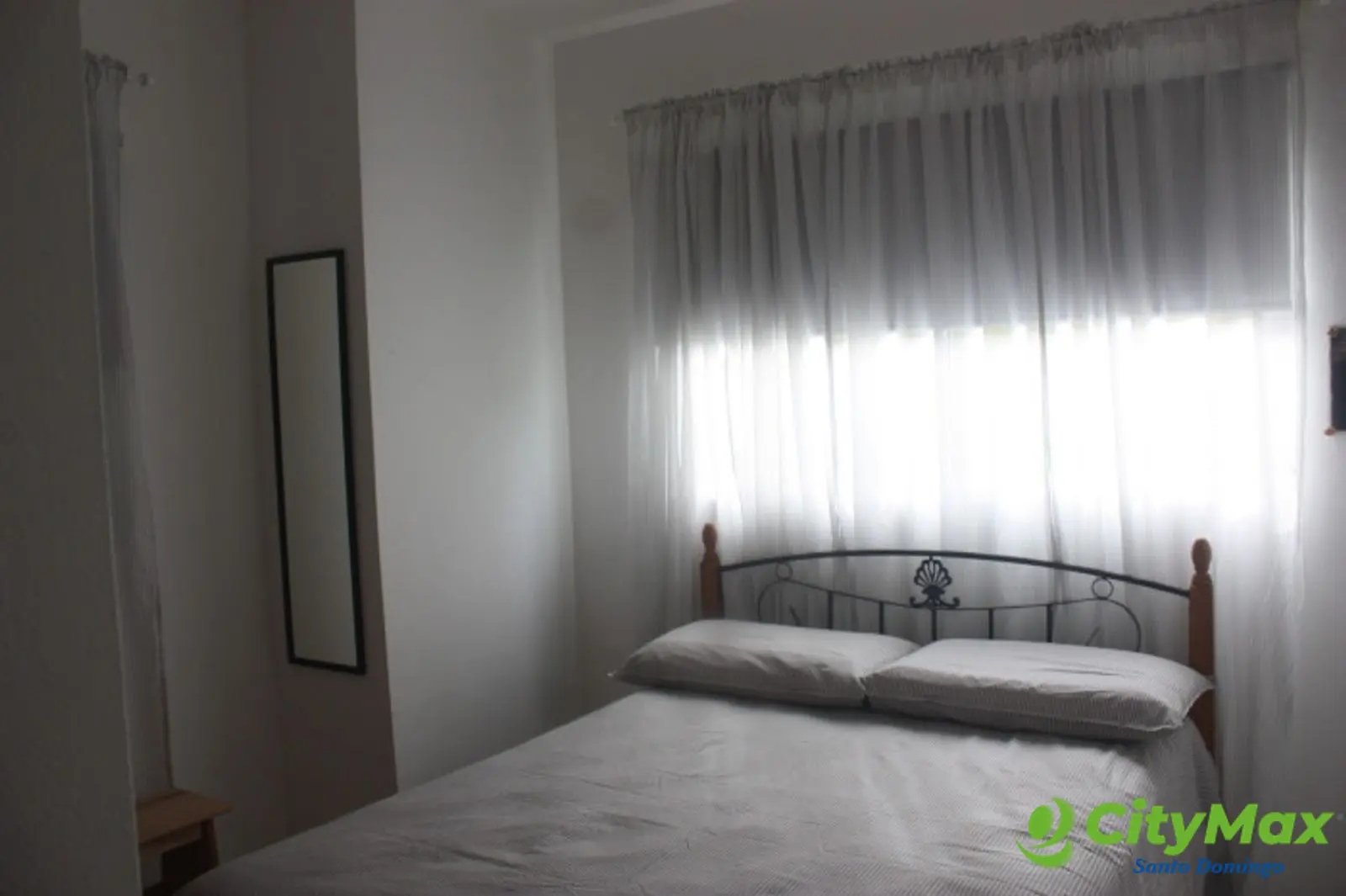 Apartamento Amueblado en Alquiler, 2 Hab. en Juan Dolio - foto 7