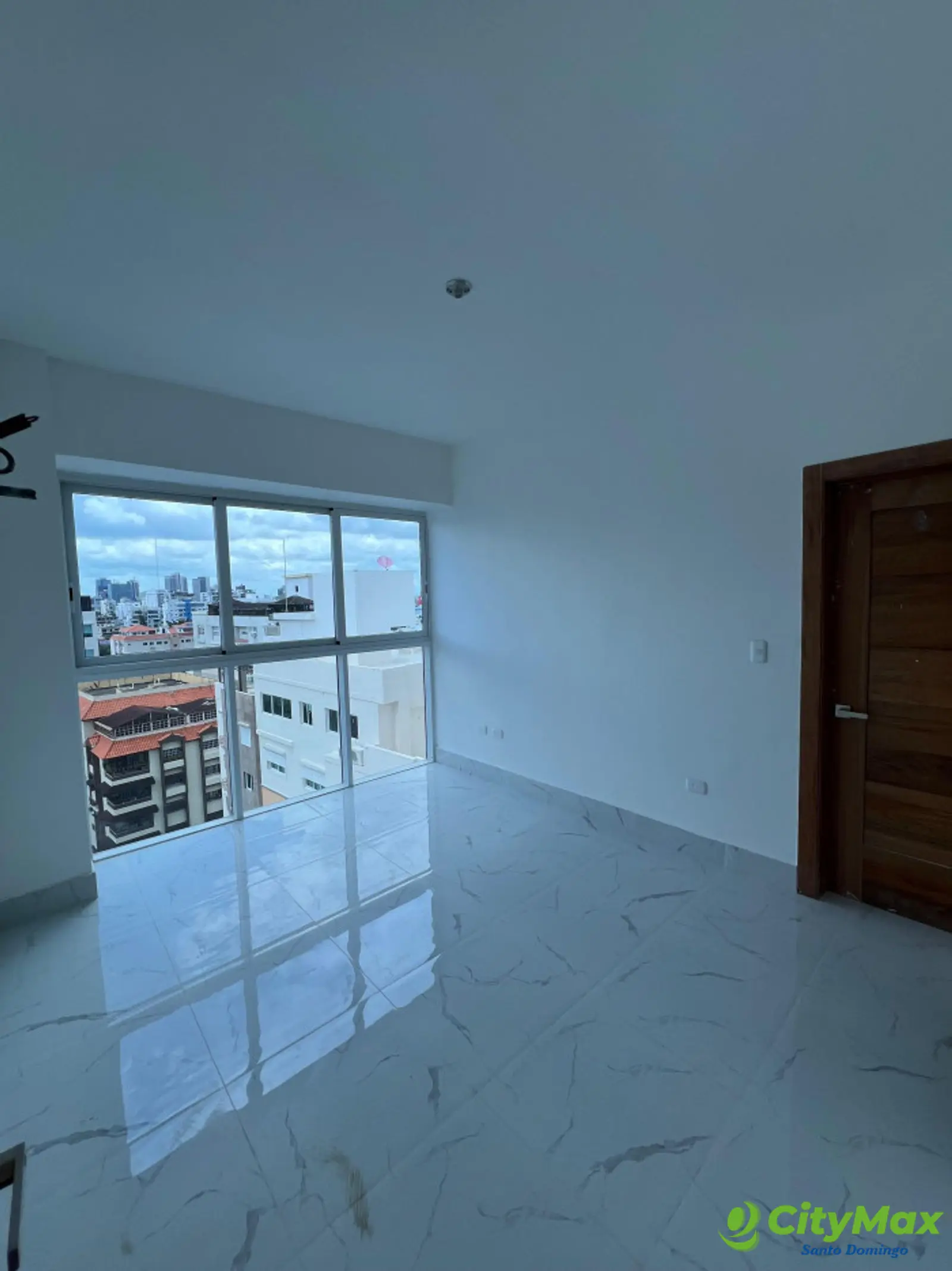 Apartamento en Venta en Torre de lujo en la Sarasota - foto 2