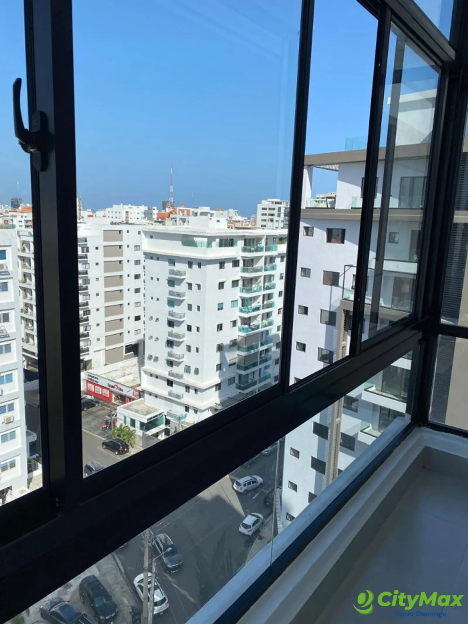 Penthouse Nuevo Amueblado en Venta en Evaristo Morales - foto 16