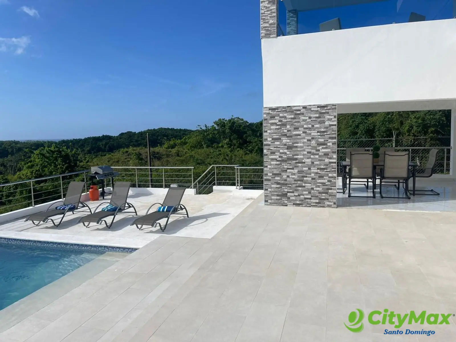 Villa en venta en Rio San Juan a 3 min de la playa - foto 2