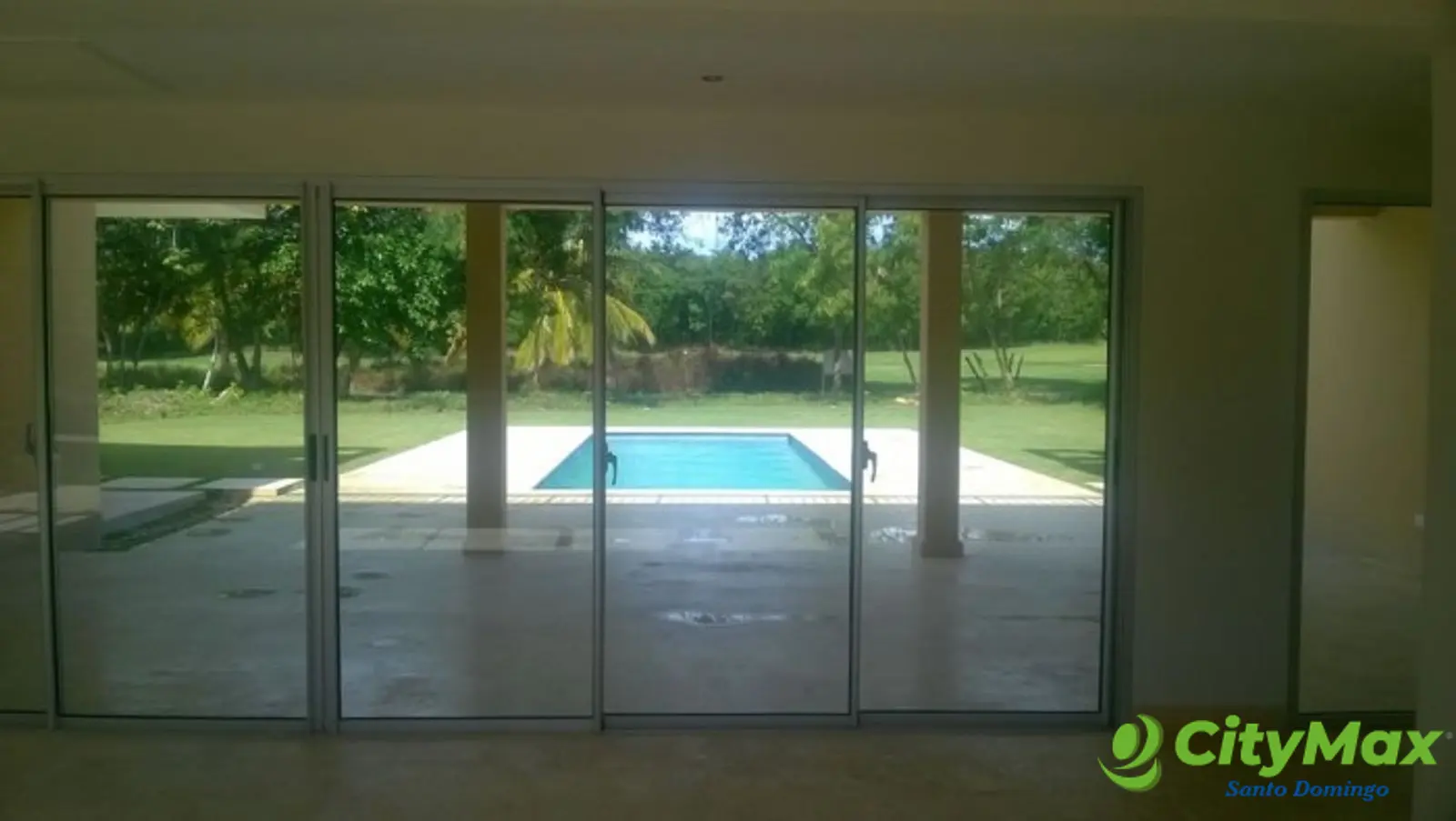 Villa en venta con piscina en Punta Cana Bávaro  - foto 2