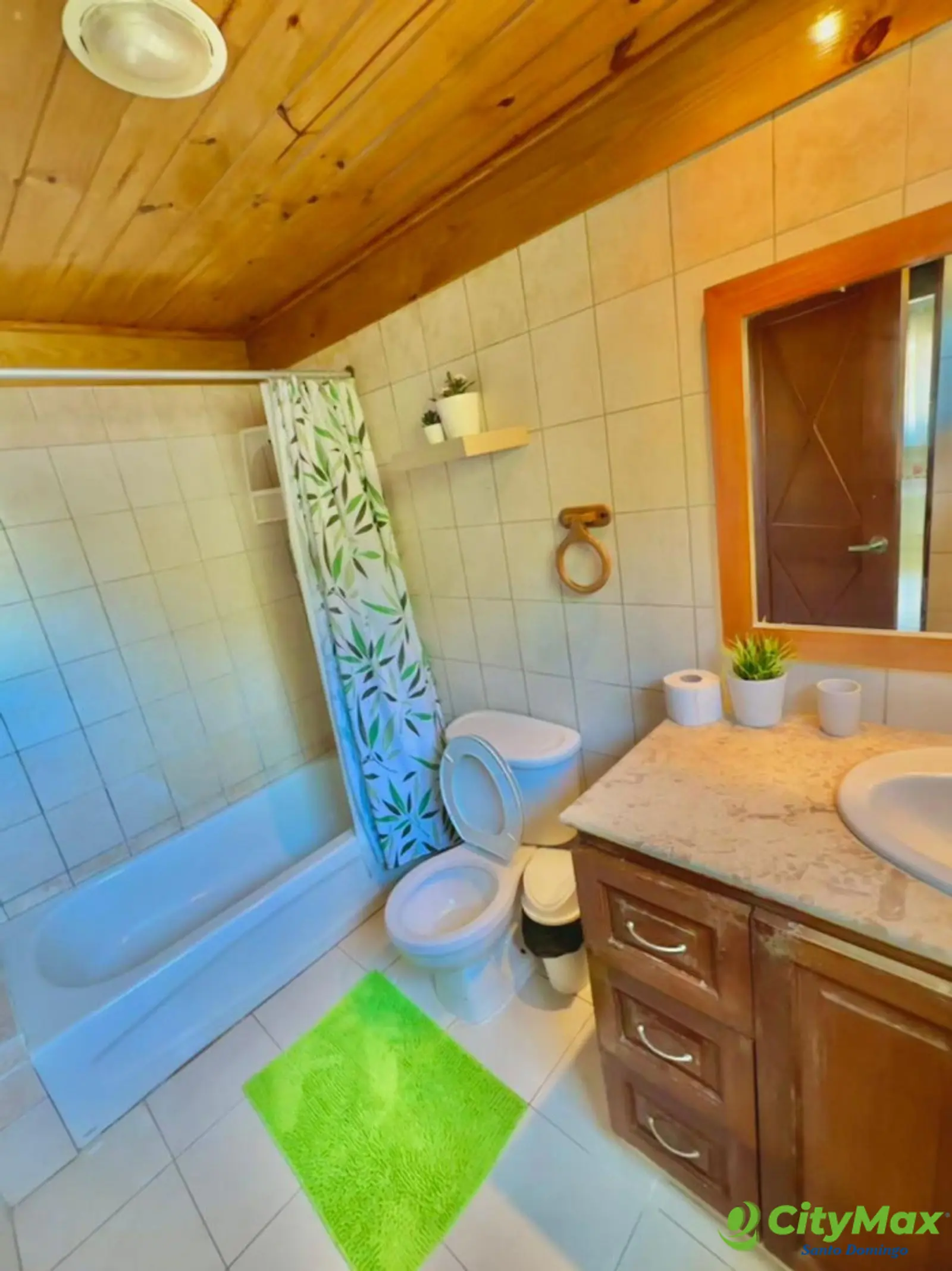CASA EN RENTA Y VENTA EN JUAN DOLIO AMUEBLADA - foto 14