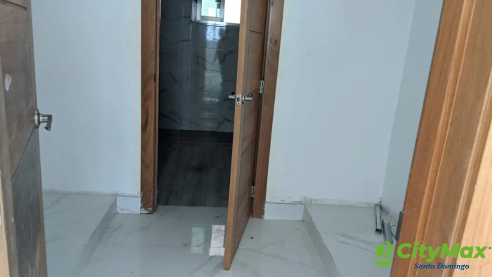 En venta PH Nuevo de 3 niveles en ALMA ROSA I - foto 12