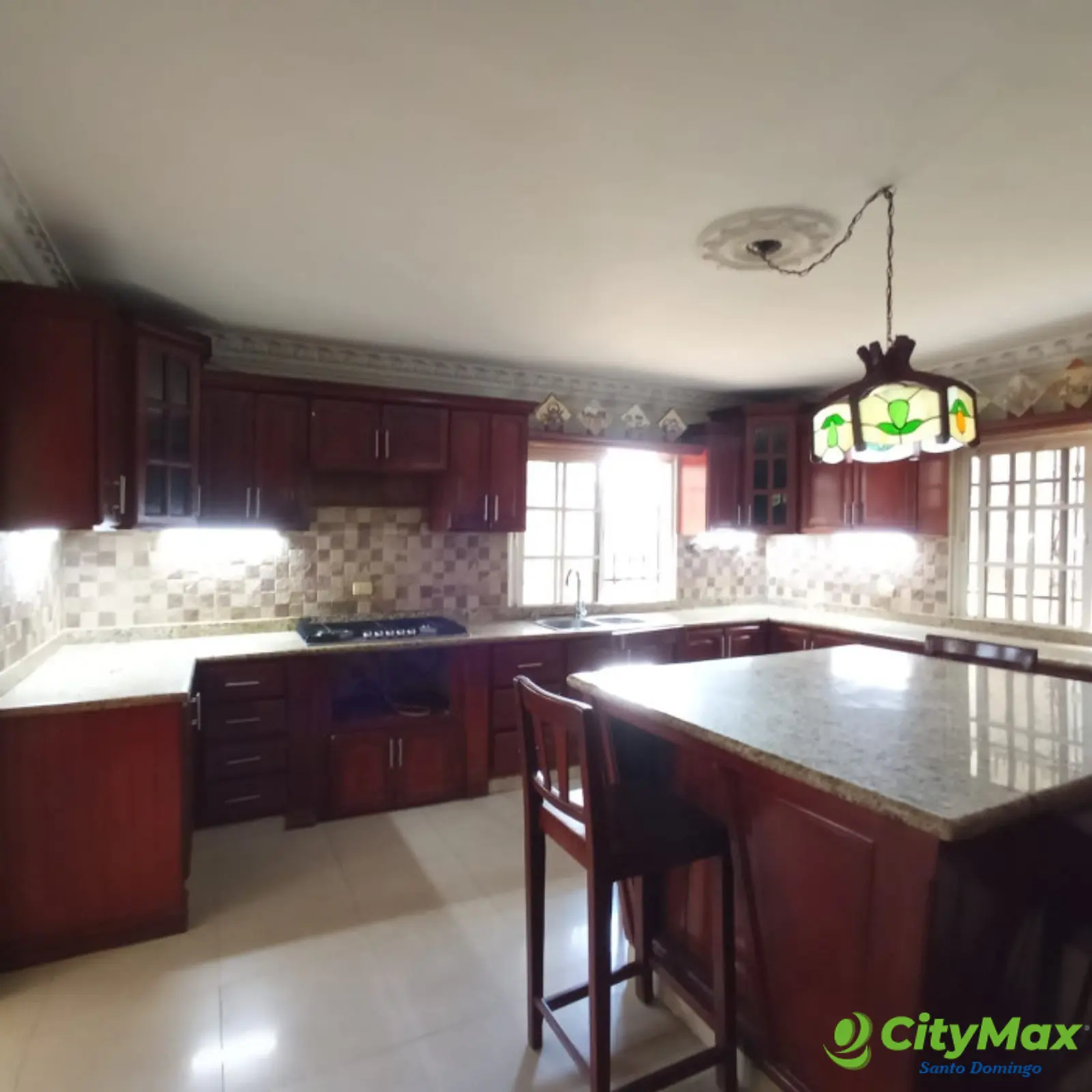 Casa en venta de 3 niveles en la Zona Oriental, S.D.E. - foto 17