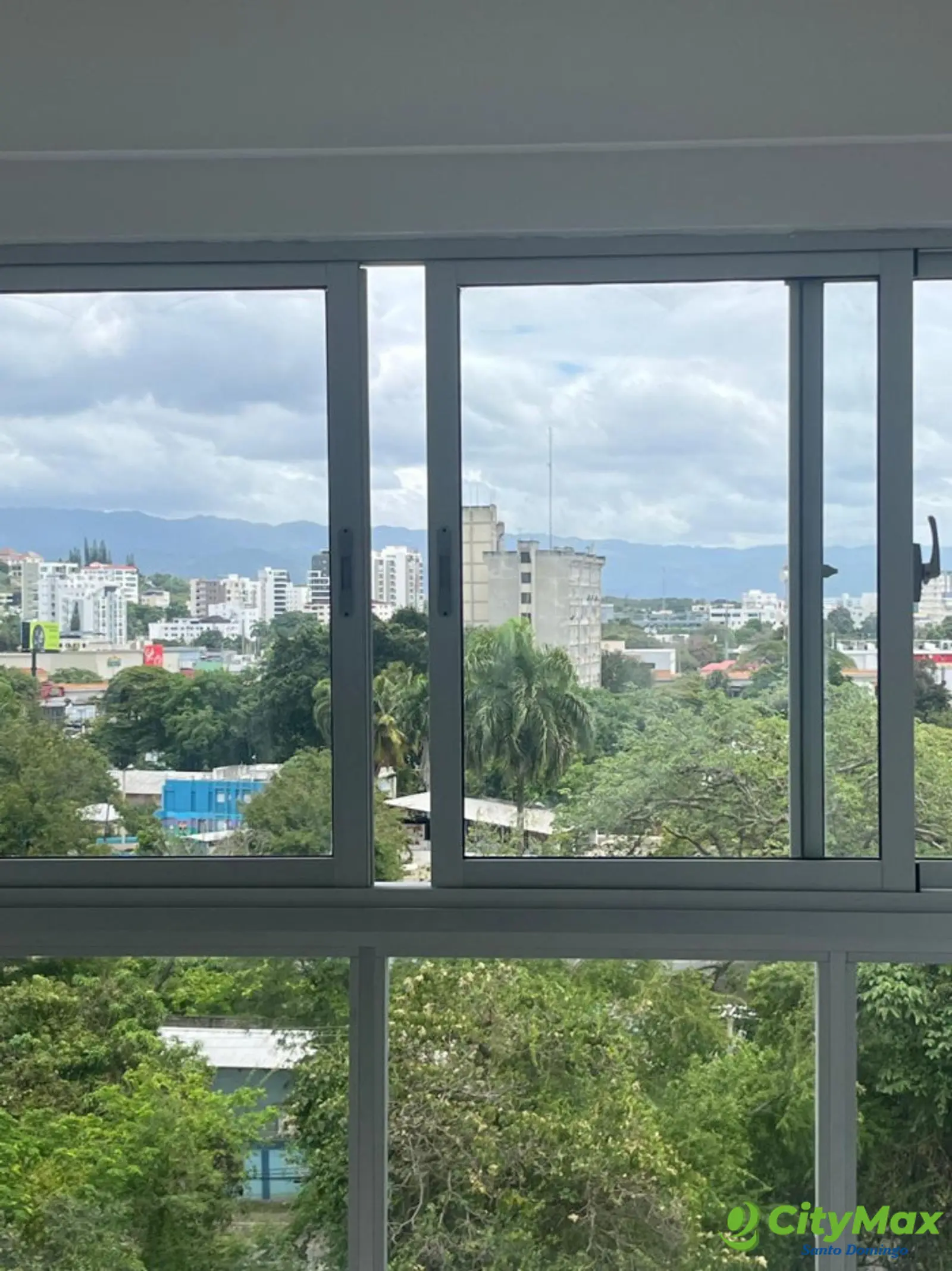 Apartamento en alquiler y venta Agora Mall Santiago - foto 4