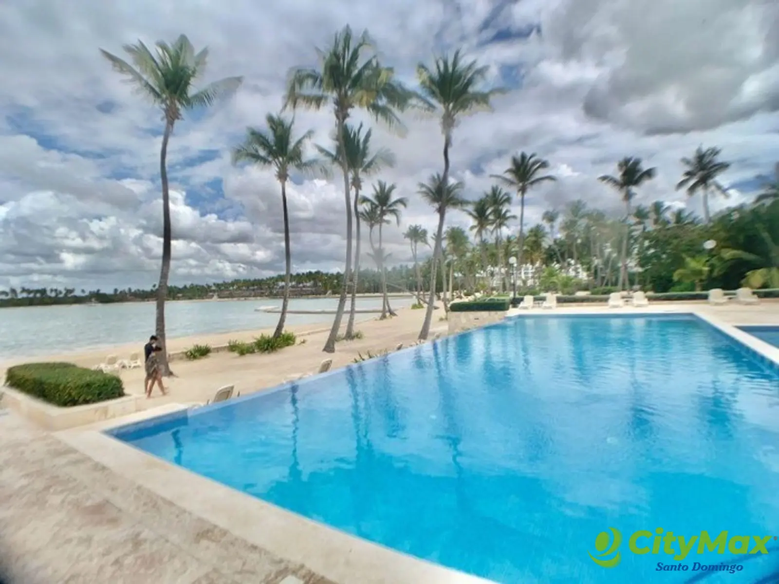 Vendo Villa de lujo en Playa nueva Romana - foto 17